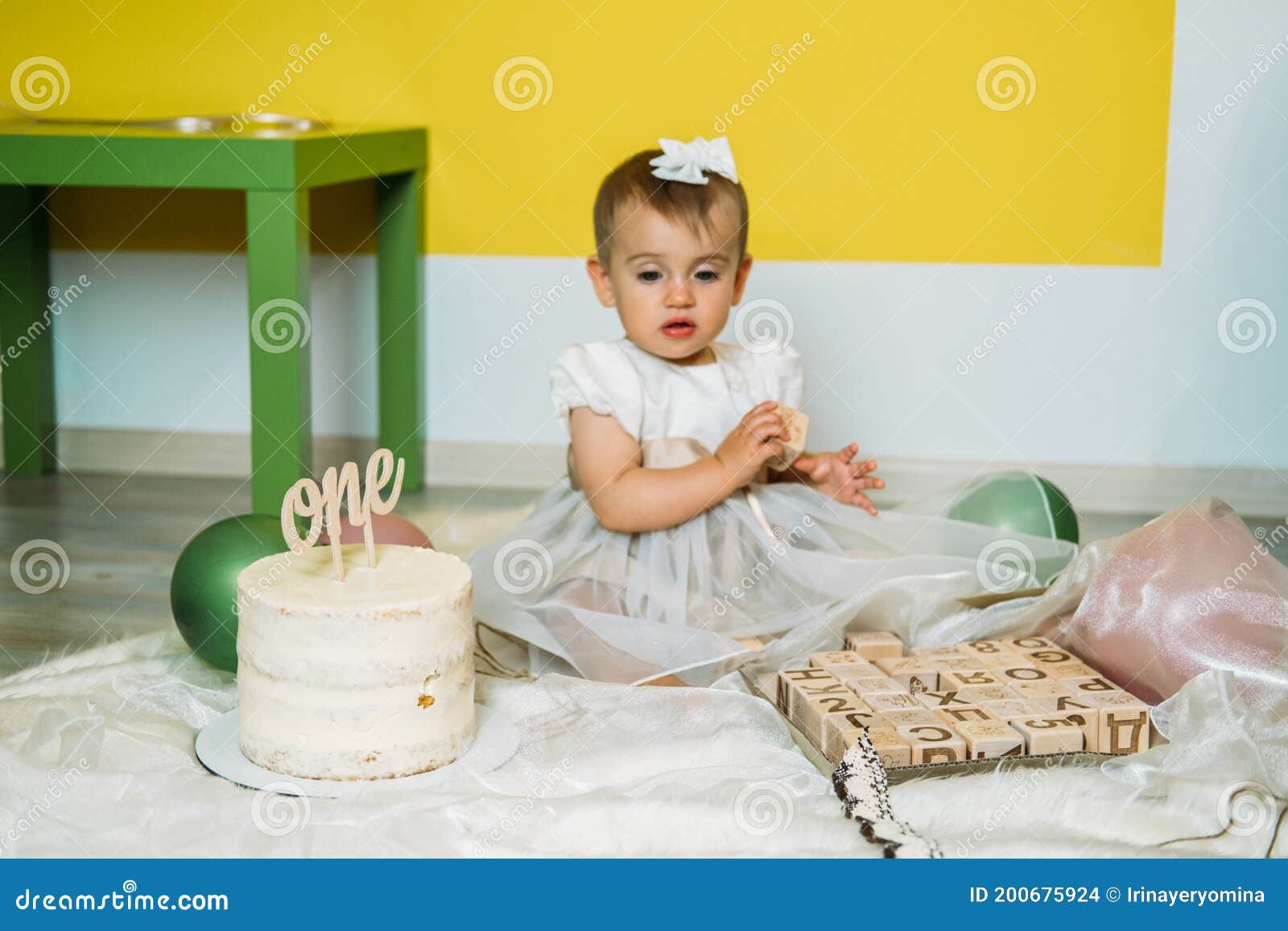Aniversário feminino  Pretty birthday cakes, Natural birthday