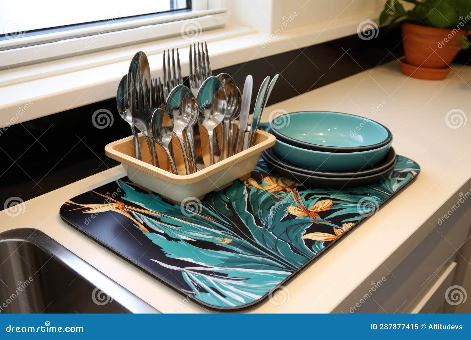 Ecofriendly Dish Drying Mat with Utensils Stock Image Image of ecoconscious, sustainable