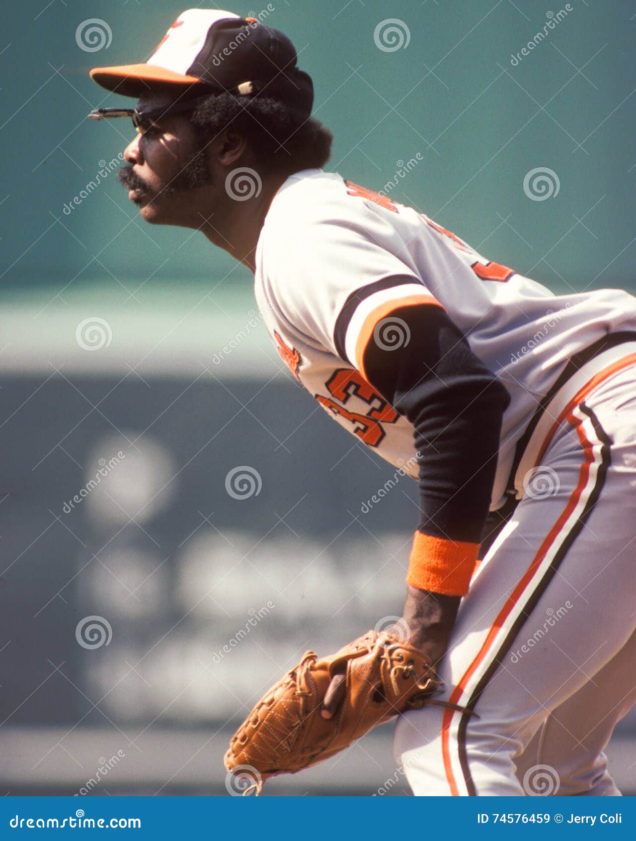 77 Eddie Murray 1995 Stock Photos, High-Res Pictures, and Images