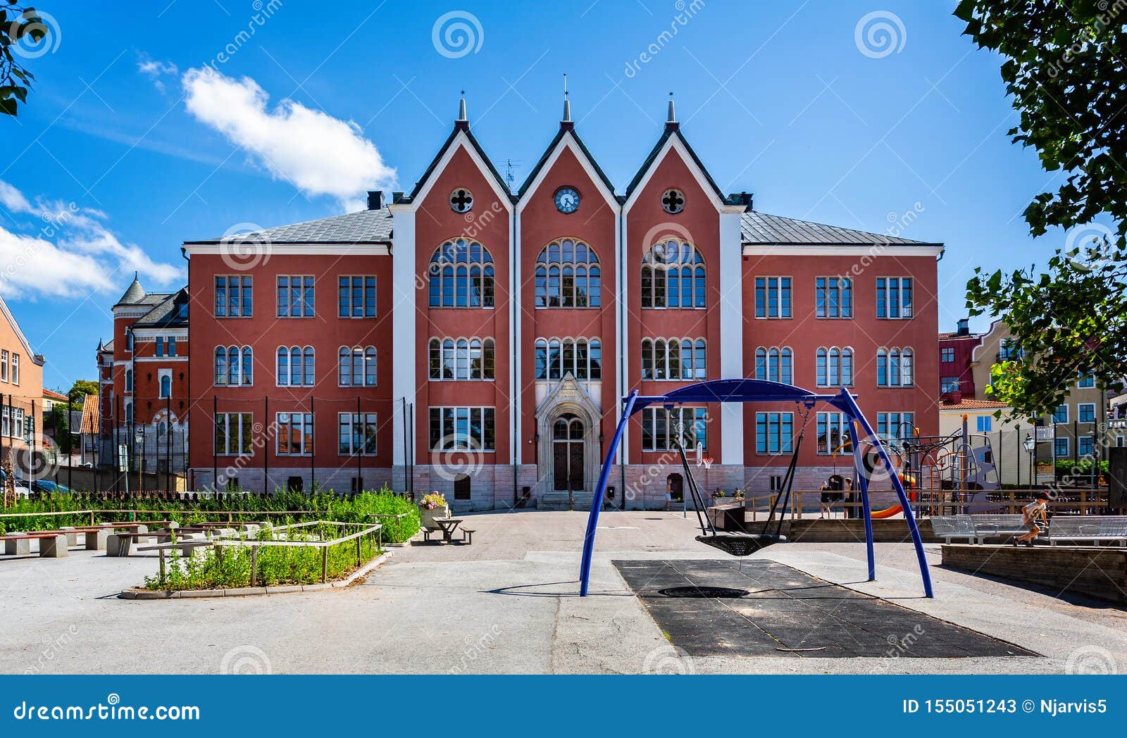 Edificio De La Escuela Saint Hans En Visby, Gotland, Suecia Foto de archivo editorial Imagen