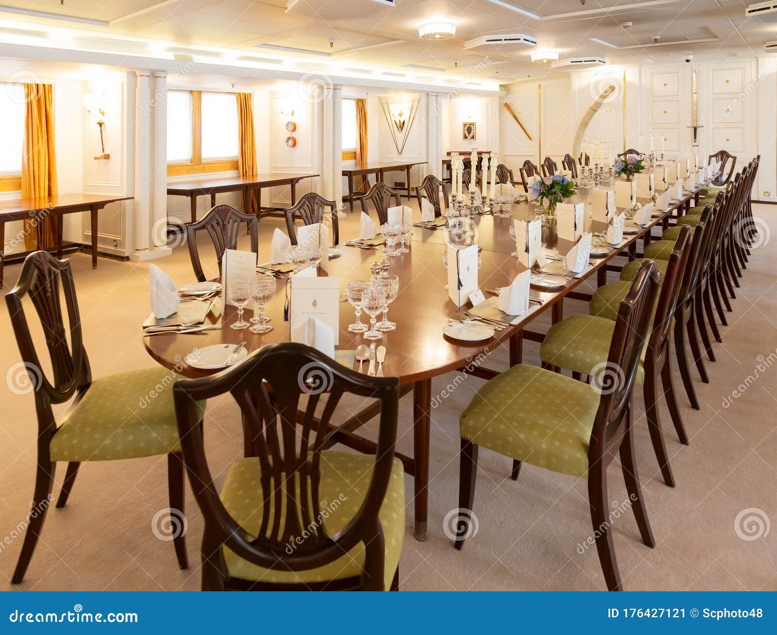 royal yacht britannia state dining room