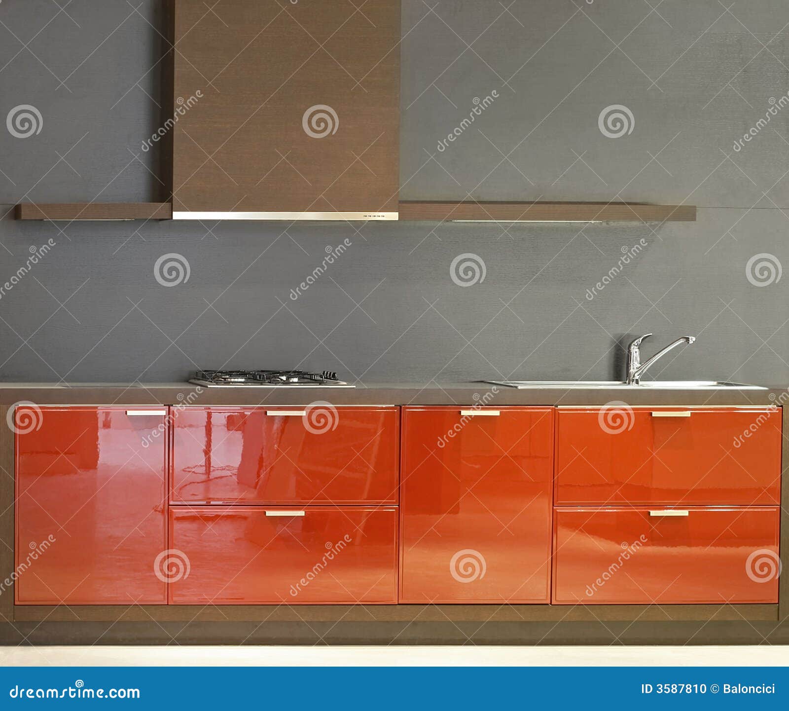 Eenvoudige keuken stock foto afbeelding: 3587810 Afstand kledingkast bed