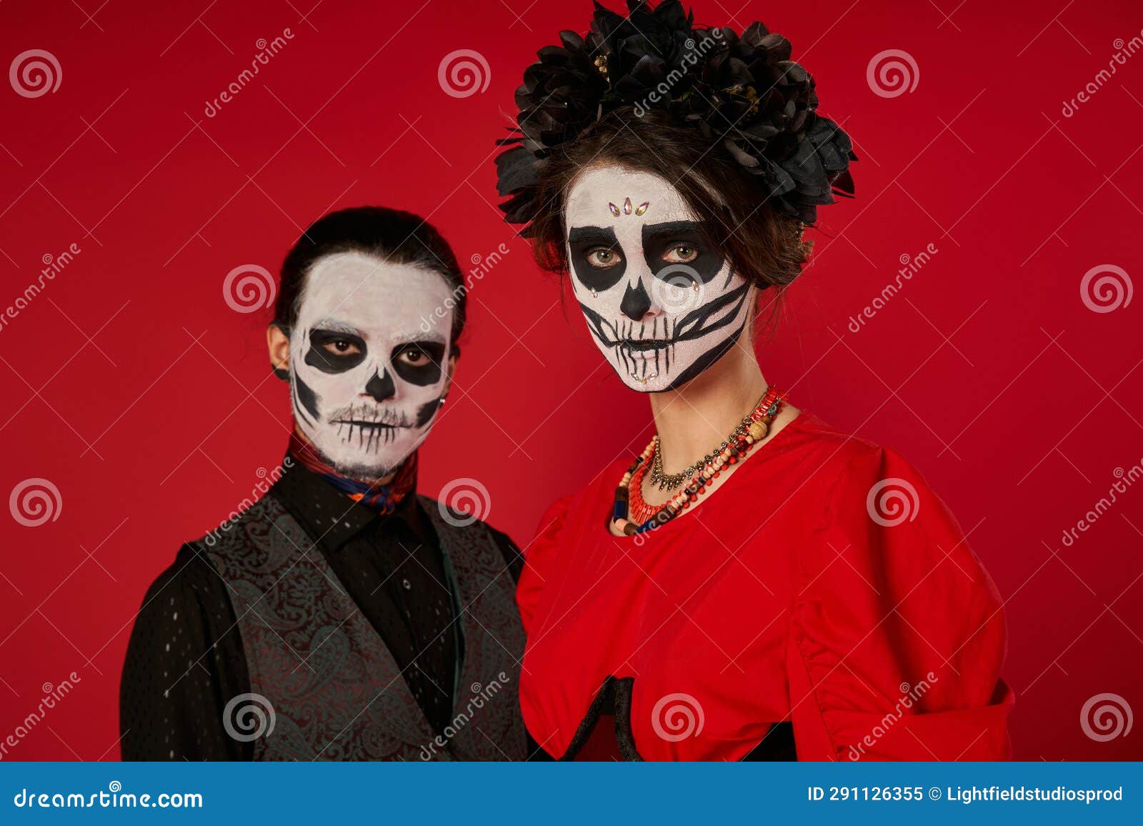 Eerie Couple in Traditional Catrina Makeup Stock Image - Image of ...