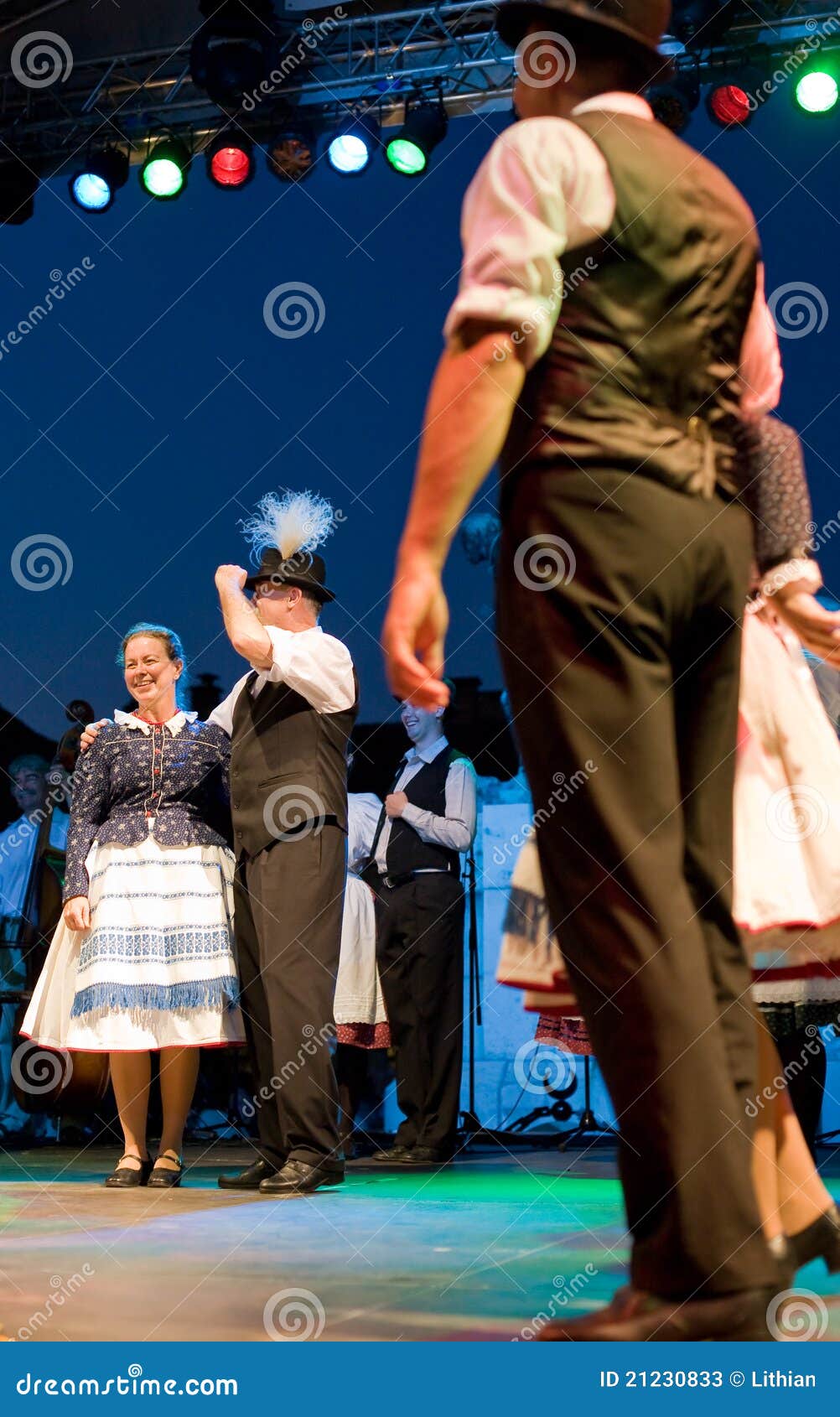 EGER - AUGUST 18: Traditional Hungarian Folk Dance Editorial Stock