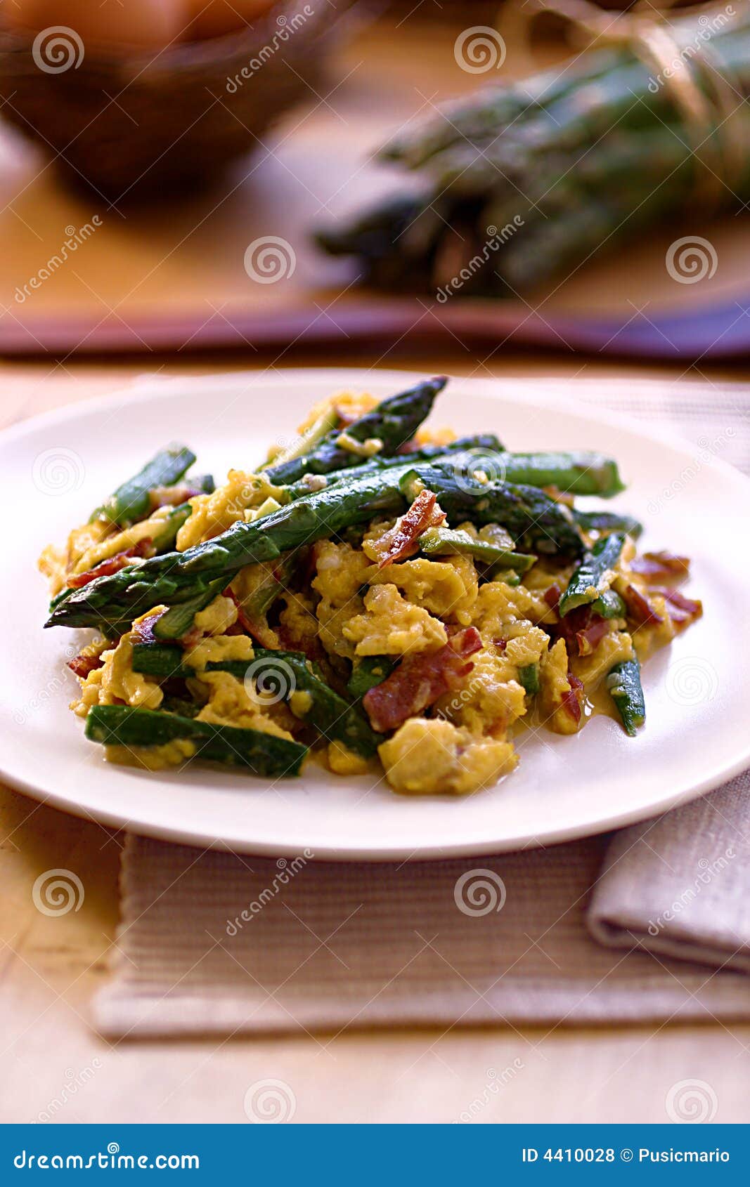 Egg Omelette with Asparagus Stock Photo Image of plate, croatia 4410028