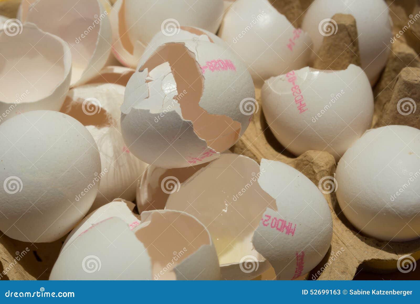 Egg shells stock image. Image of broken, color, clean 52699163