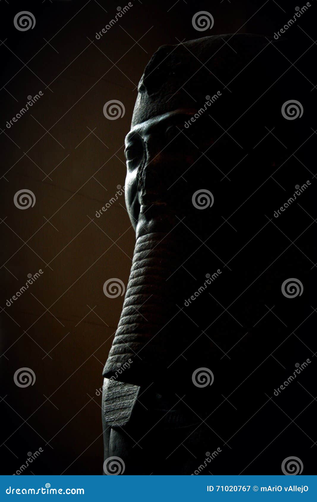 Egyptian statue in Shadow stock image. Image of shadow 71020767