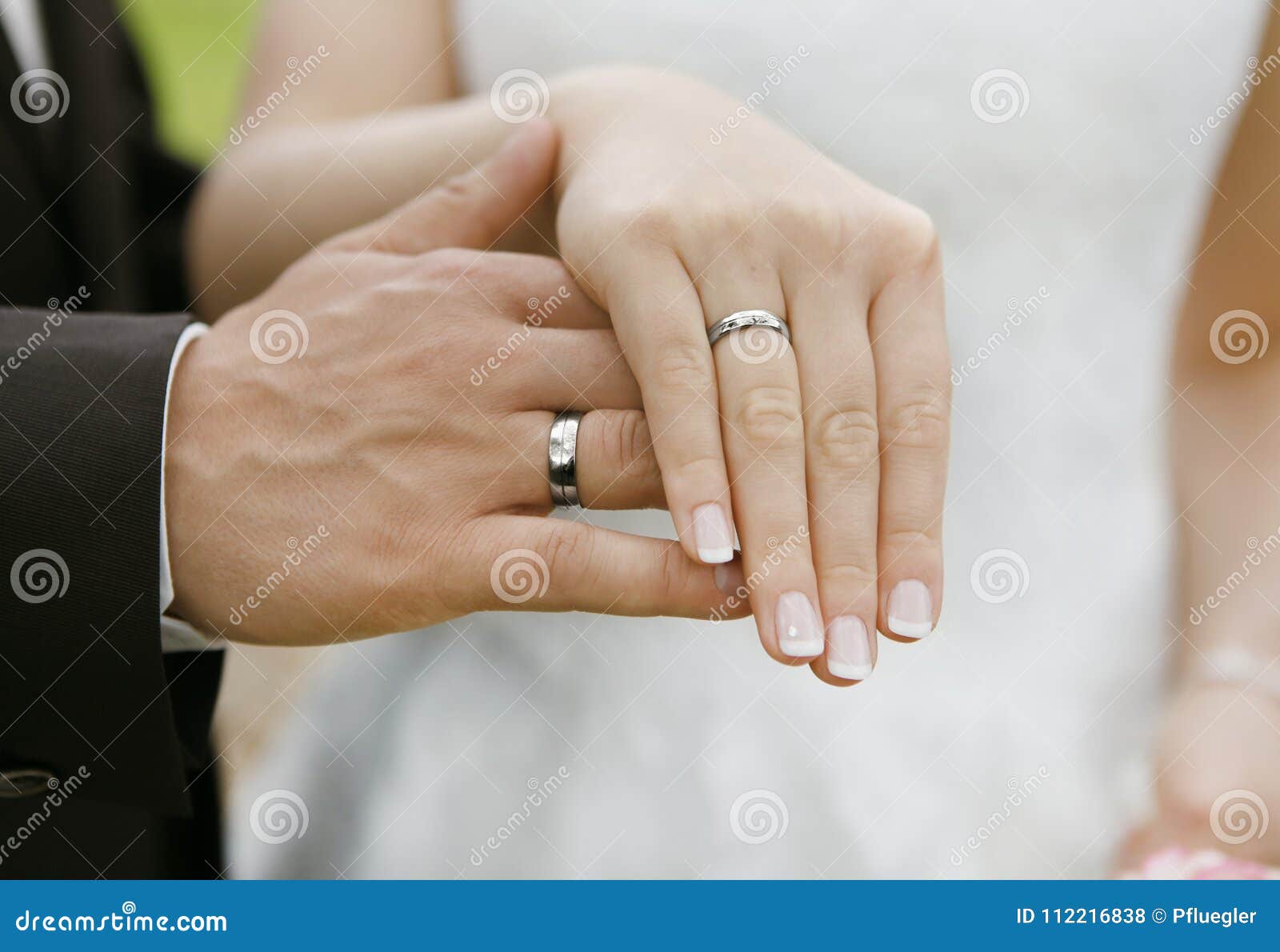 Eheringe Auf Der Hand Stockfoto Bild Von Ring Ringe