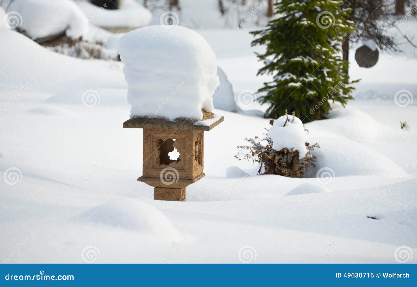 Ein Japanischer Garten Im Winter Stockfoto Bild von