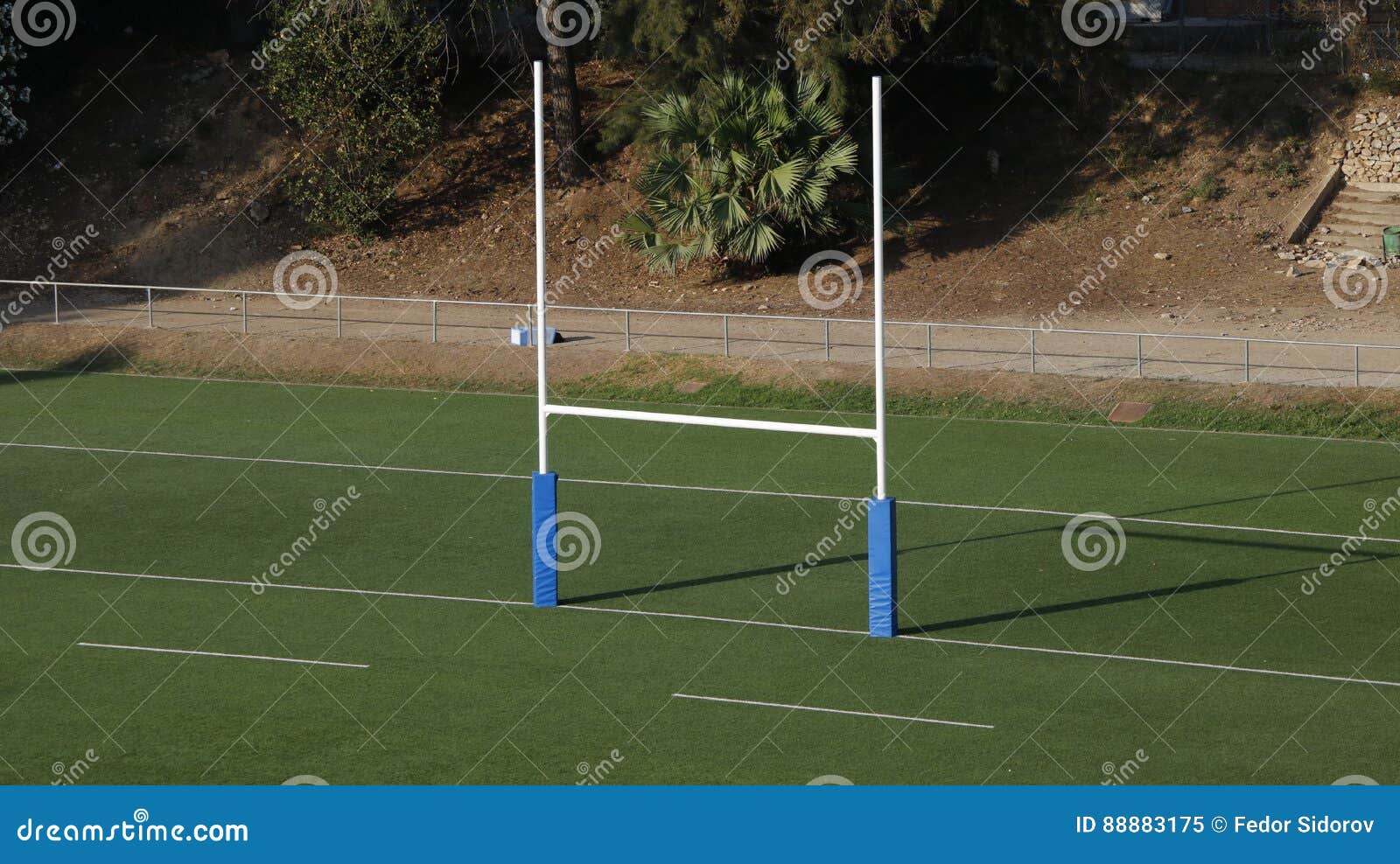 Ein Rugbytor Auf Einem Stadion Stockbild Bild Von Schutz Sommer 88883175