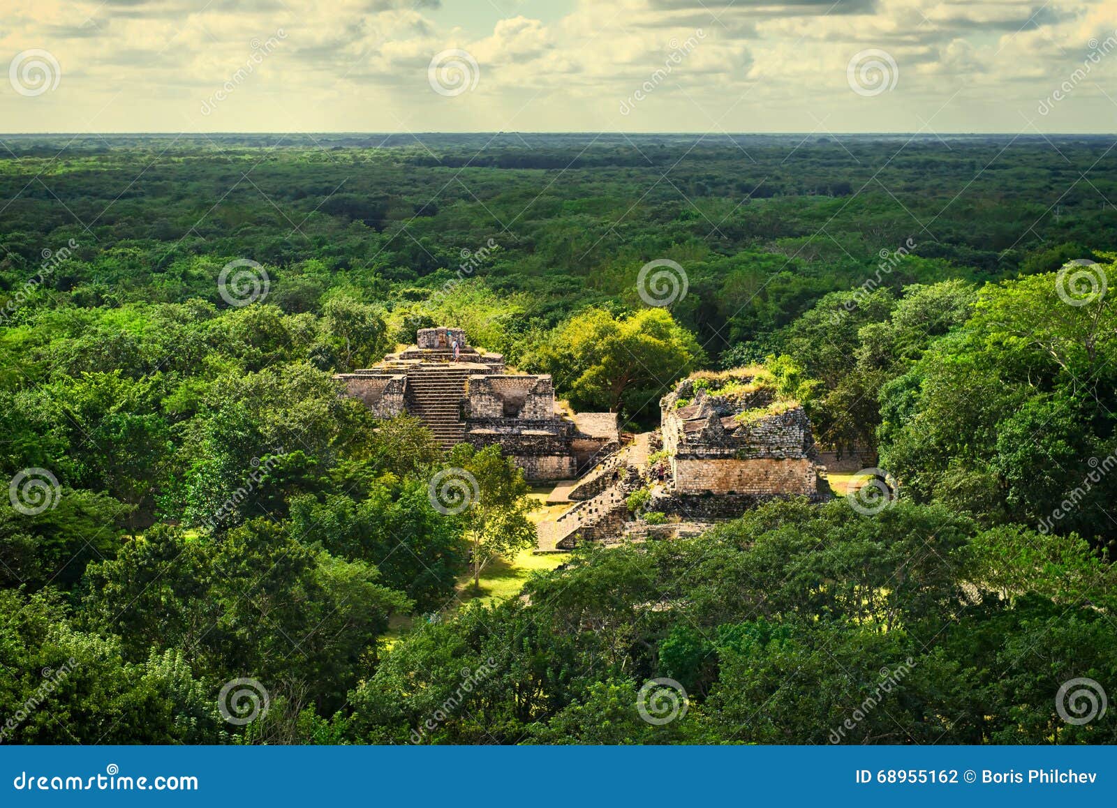 ek balam mayan archeological site. maya ruins, yucatan peninsula