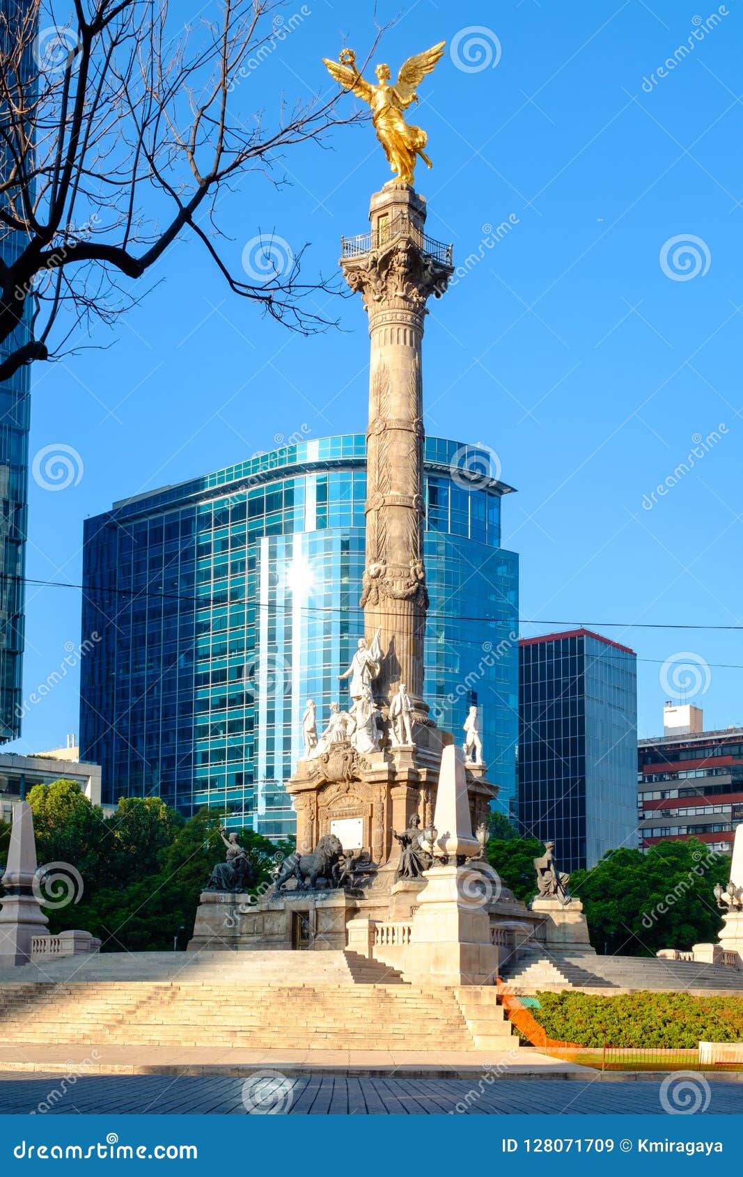 El ángel De La Independencia, Un Símbolo De Ciudad De México Imagen de  archivo - Imagen de america, vacaciones: 128071709