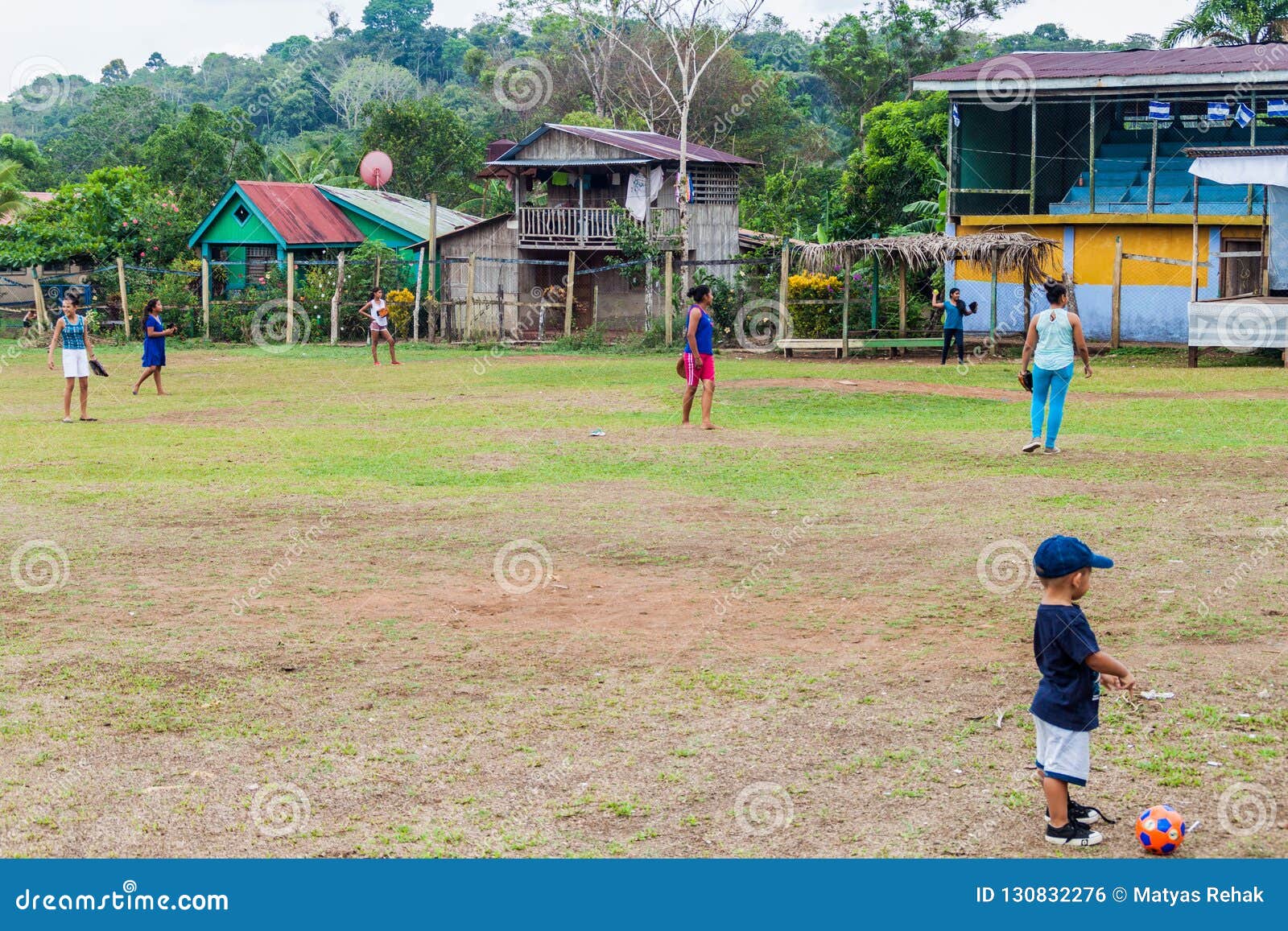 Village girls, El Tanque, northwest Nicaragua Stock Photo - Alamy