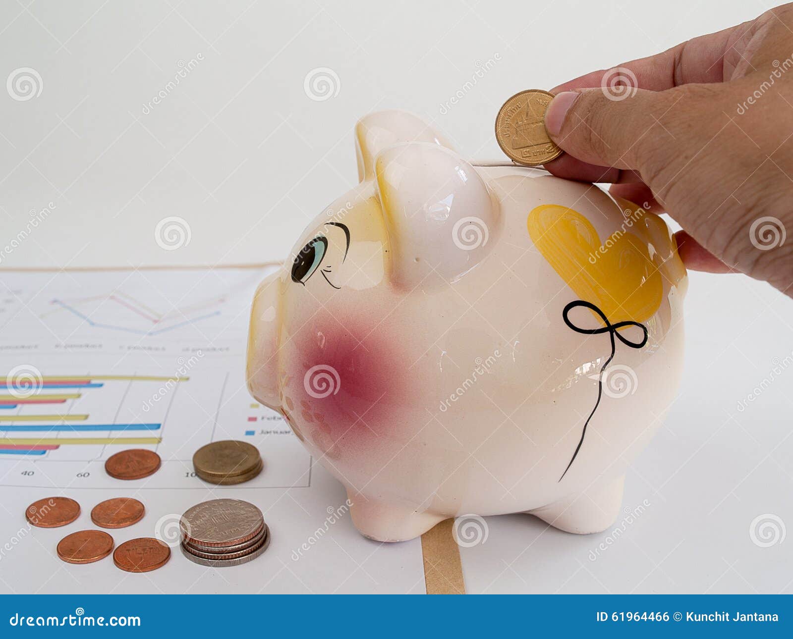 El dinero acumulado foto de archivo. Imagen de efectivo - 61964466, image size:1600x1290