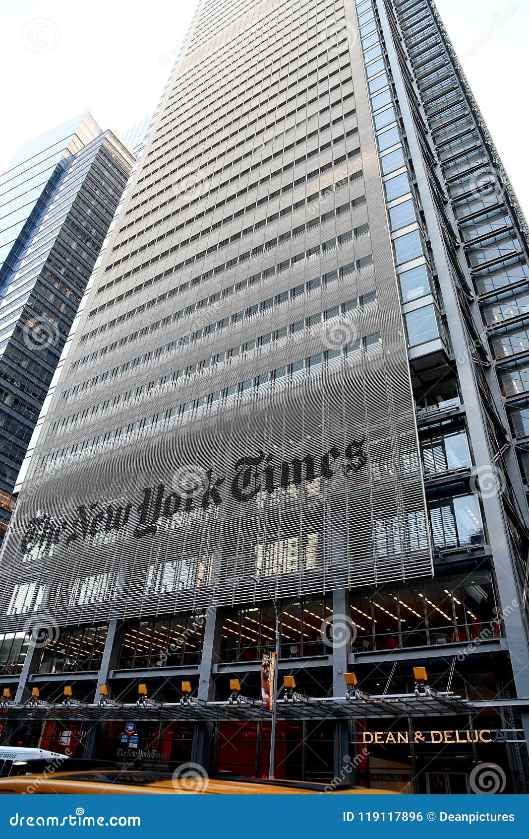 EL EDIFICIO DE LA OFICINA CENTRAL DE NEW YORK TIMES Foto editorial
