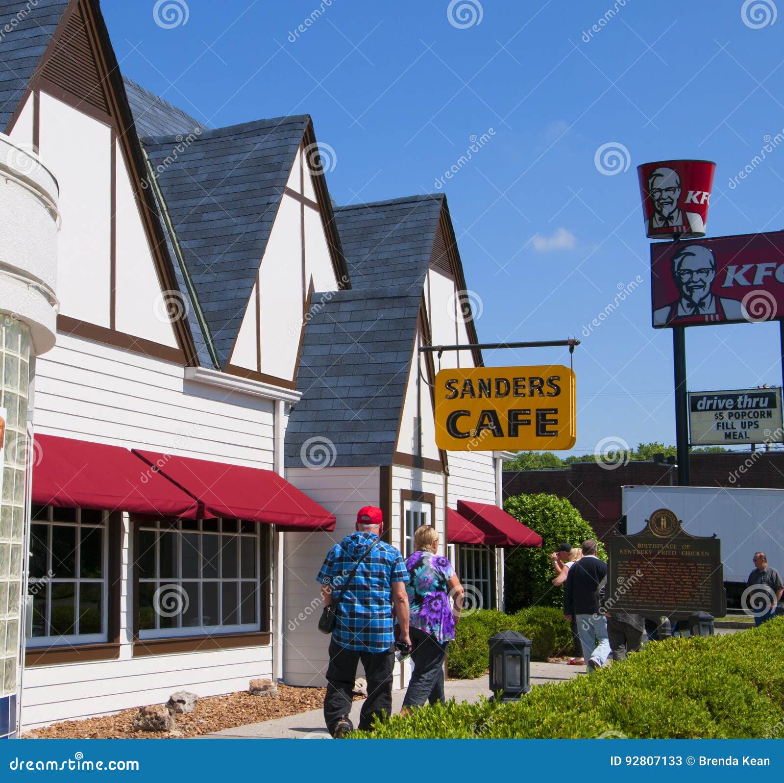 94 resultados de imágenes, fotos de stock e ilustraciones libres de  regalías para Castle in kentucky | Shutterstock, image size:1600x1597