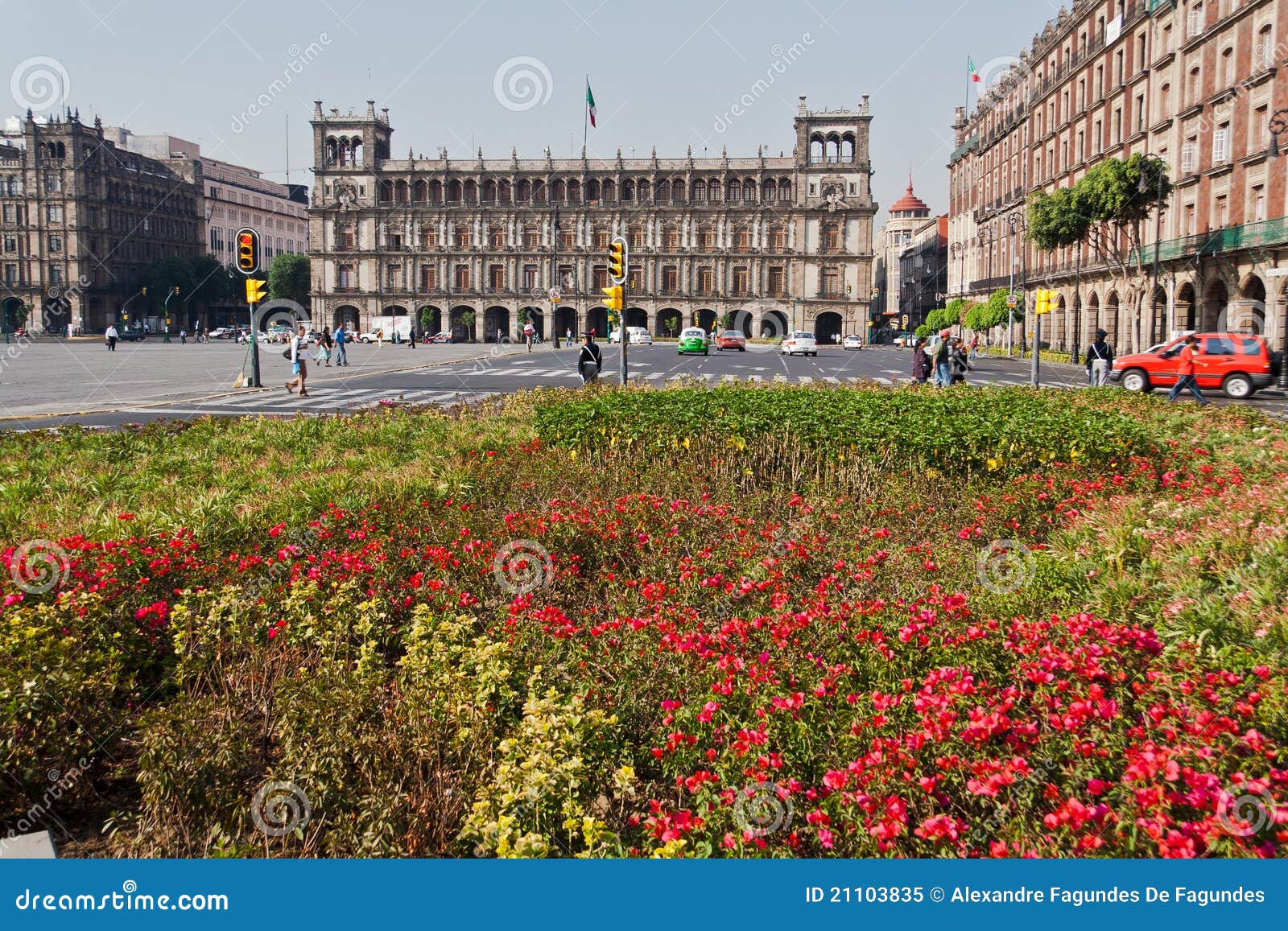 Palacio De Hierro Stock Photos - Free & Royalty-Free Stock Photos from  Dreamstime