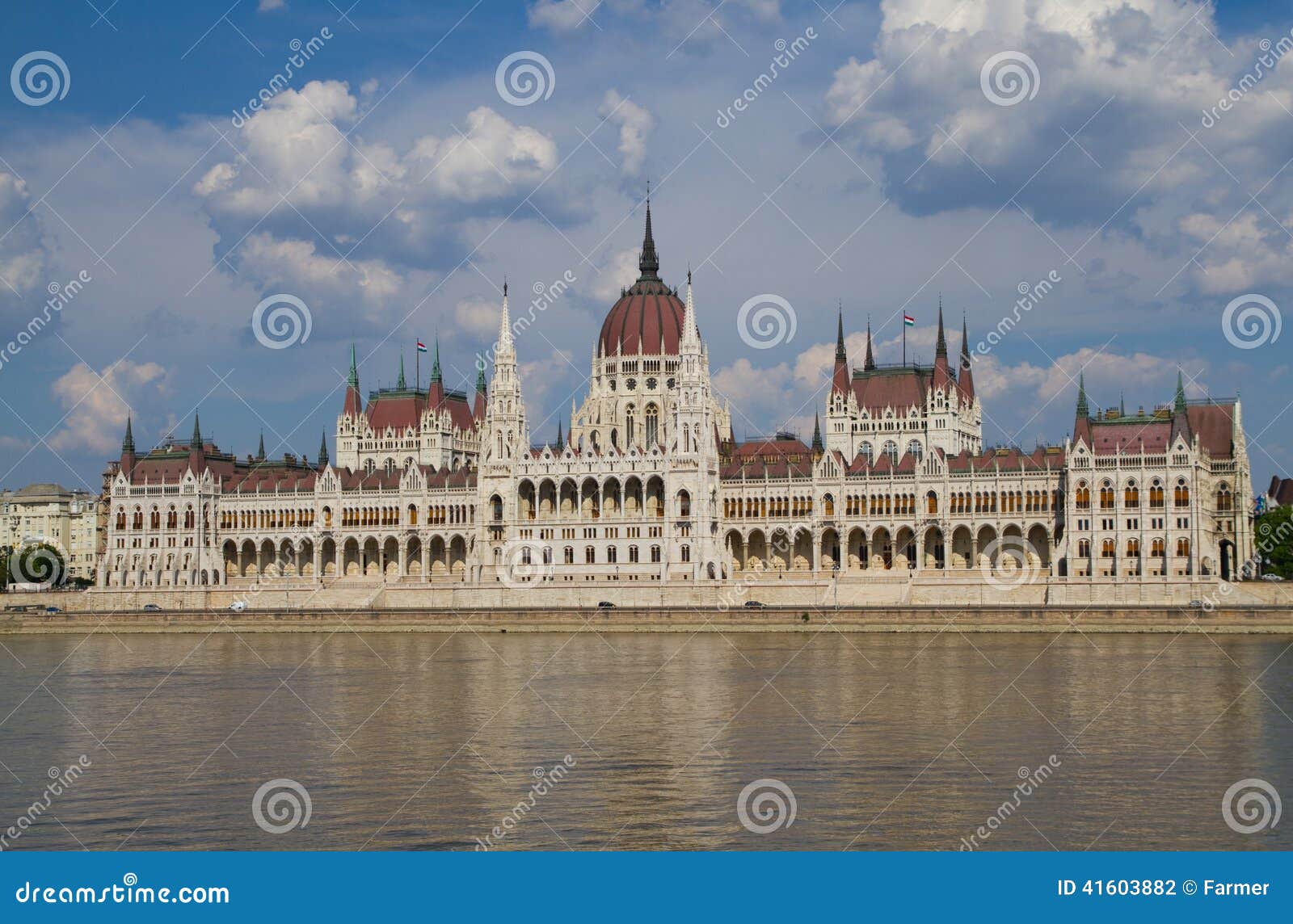 Edificio del parlamento en Budapest, Hungría