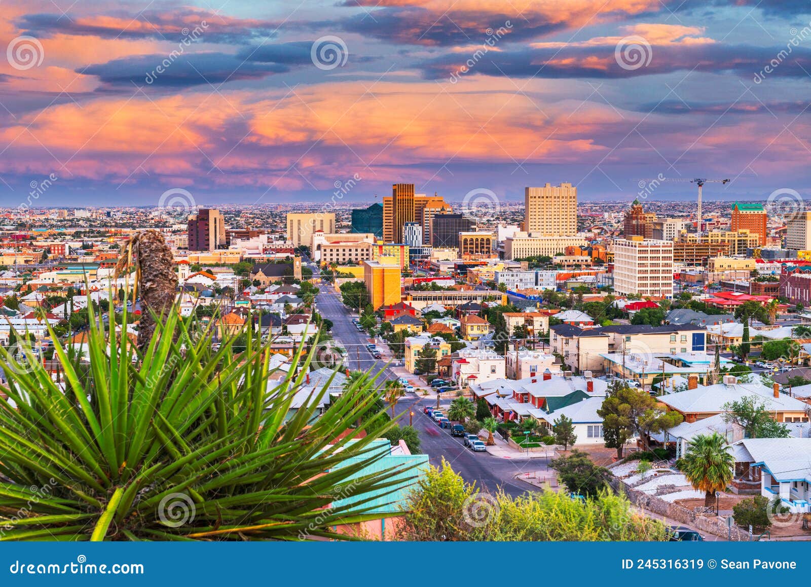 el paso, texas, usa  downtown city skyline