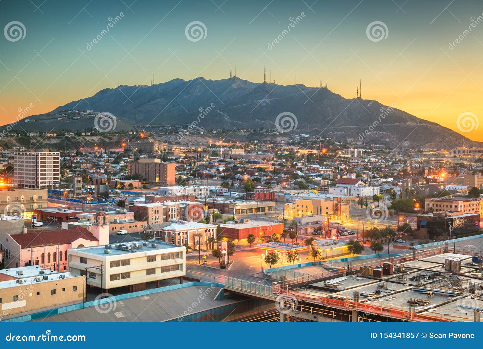 el paso, texas, usa downtown skyline