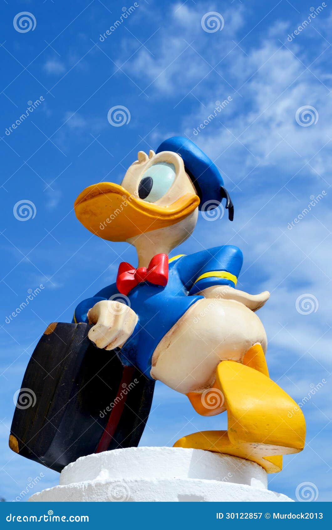 El Marinero Disney Del Pato Donald Figura Fotografía editorial - Imagen de  arqueamiento, personalidad: 30122857
