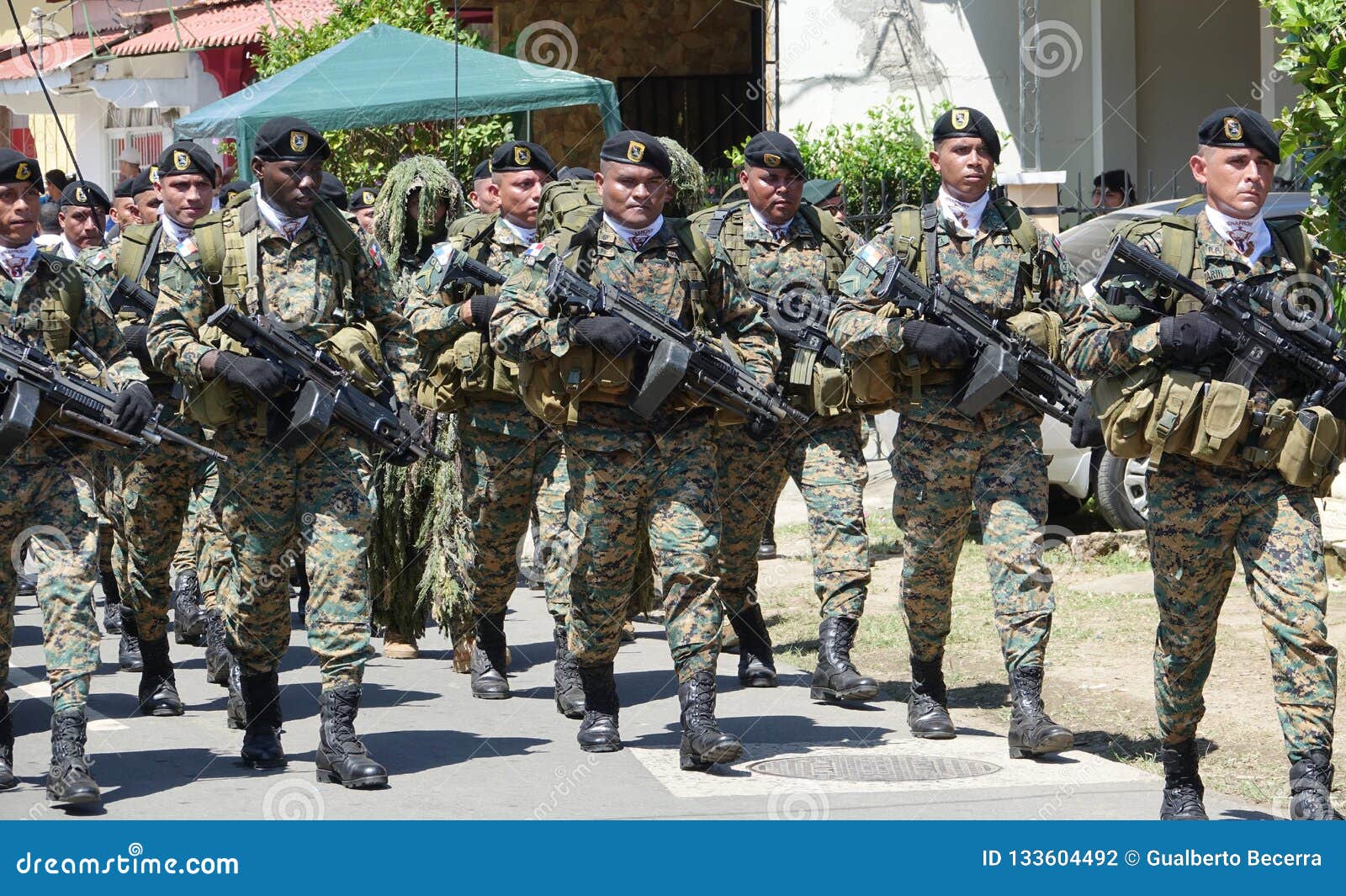 el-servicio-nacional-de-aeronaval-panam%C3%A1-tambi%C3%A9n-llam%C3%B3-senan-es-una-rama-las-fuerzas-p%C3%BAblicas-los-santos-panama-noviembre-la-133604492.jpg?ct=jpeg