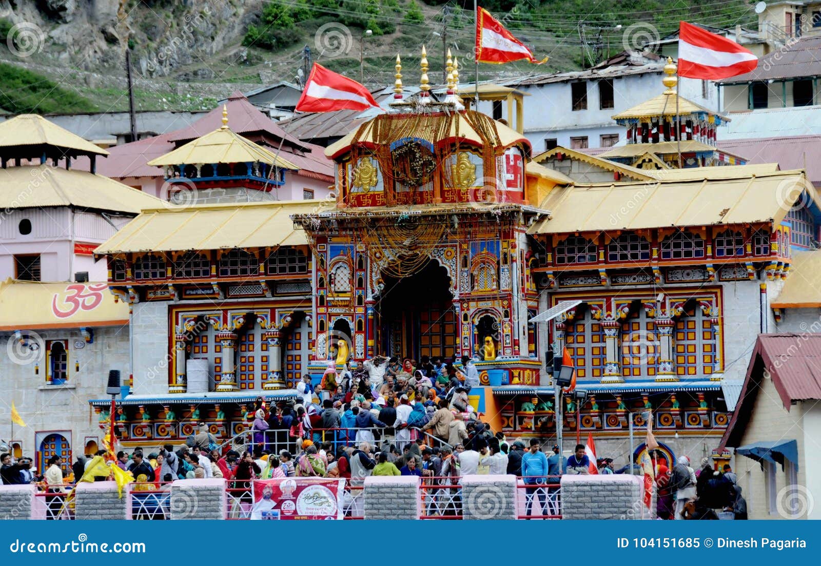 El Templo De Badrinath, India Imagen editorial - Imagen de quién, india:  104151685, image size:1600x1103