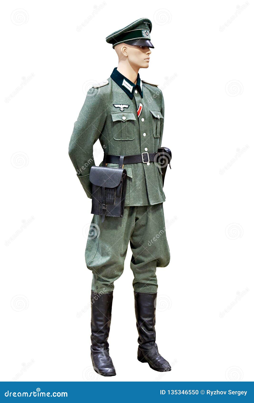 El Uniforme Militar De Wehrmacht Alemán Aisló Blanco Foto de archivo -  Imagen de equipo, enarbolado: 135346550
