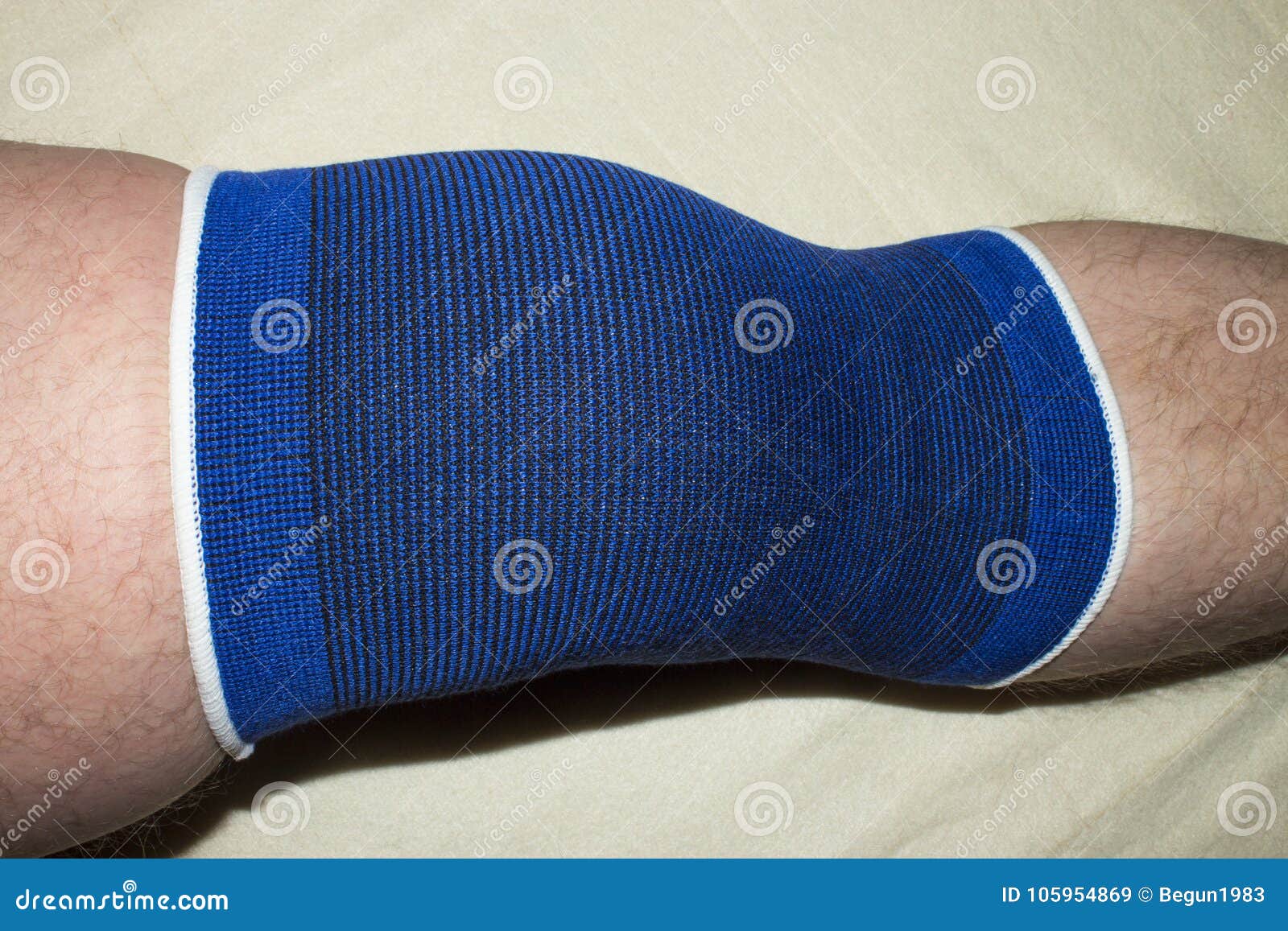 Elastic bandage on knee stock image. Image of white 105954869