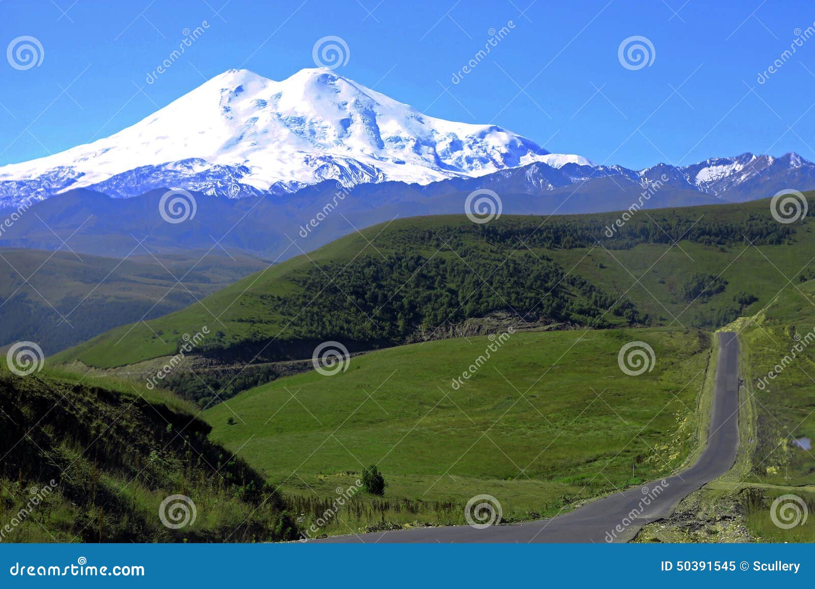 elbrus-mountain-is-highest-peak-of-europe-stock-image-image-of