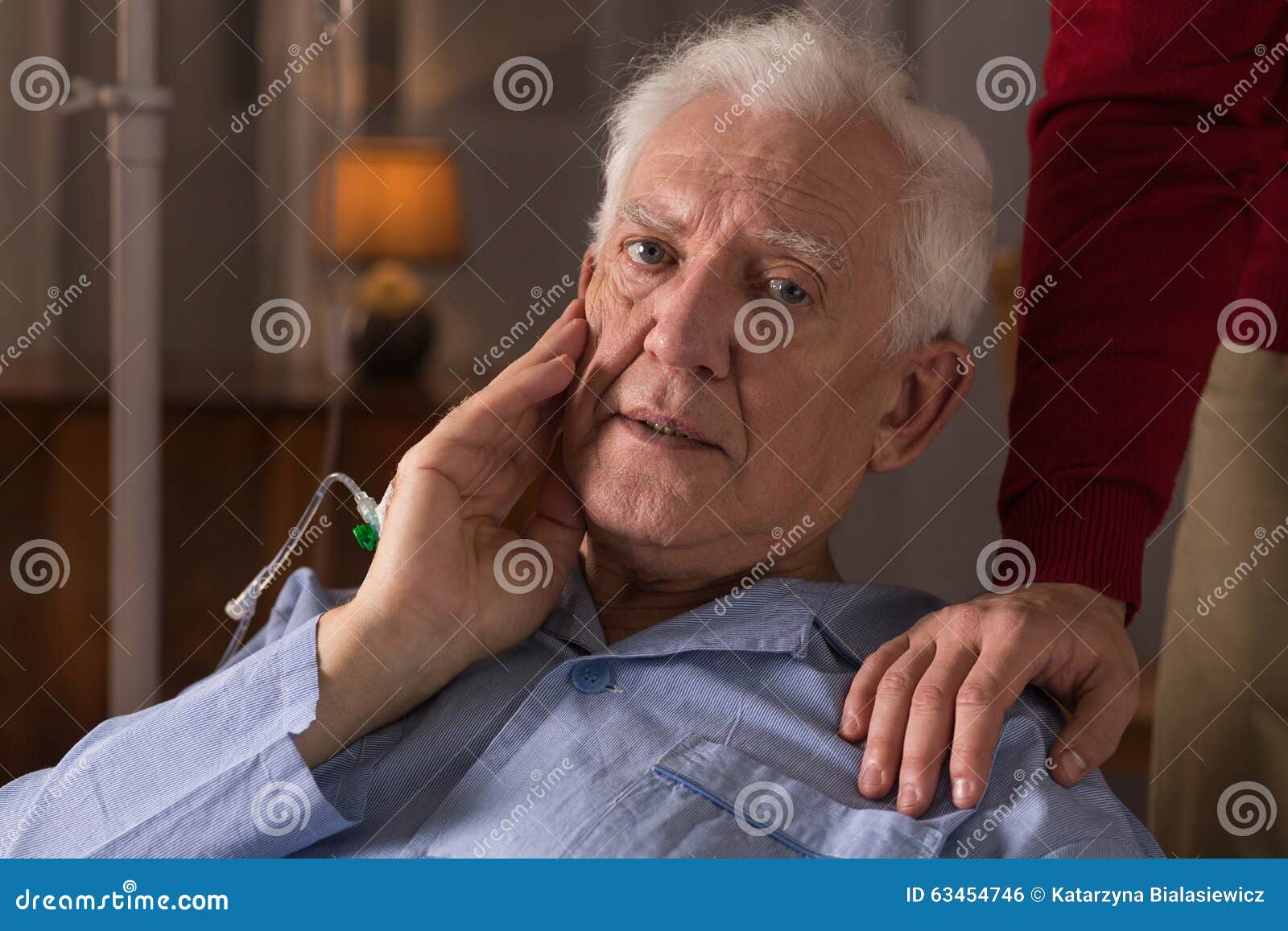 elderly man suffering from dementia
