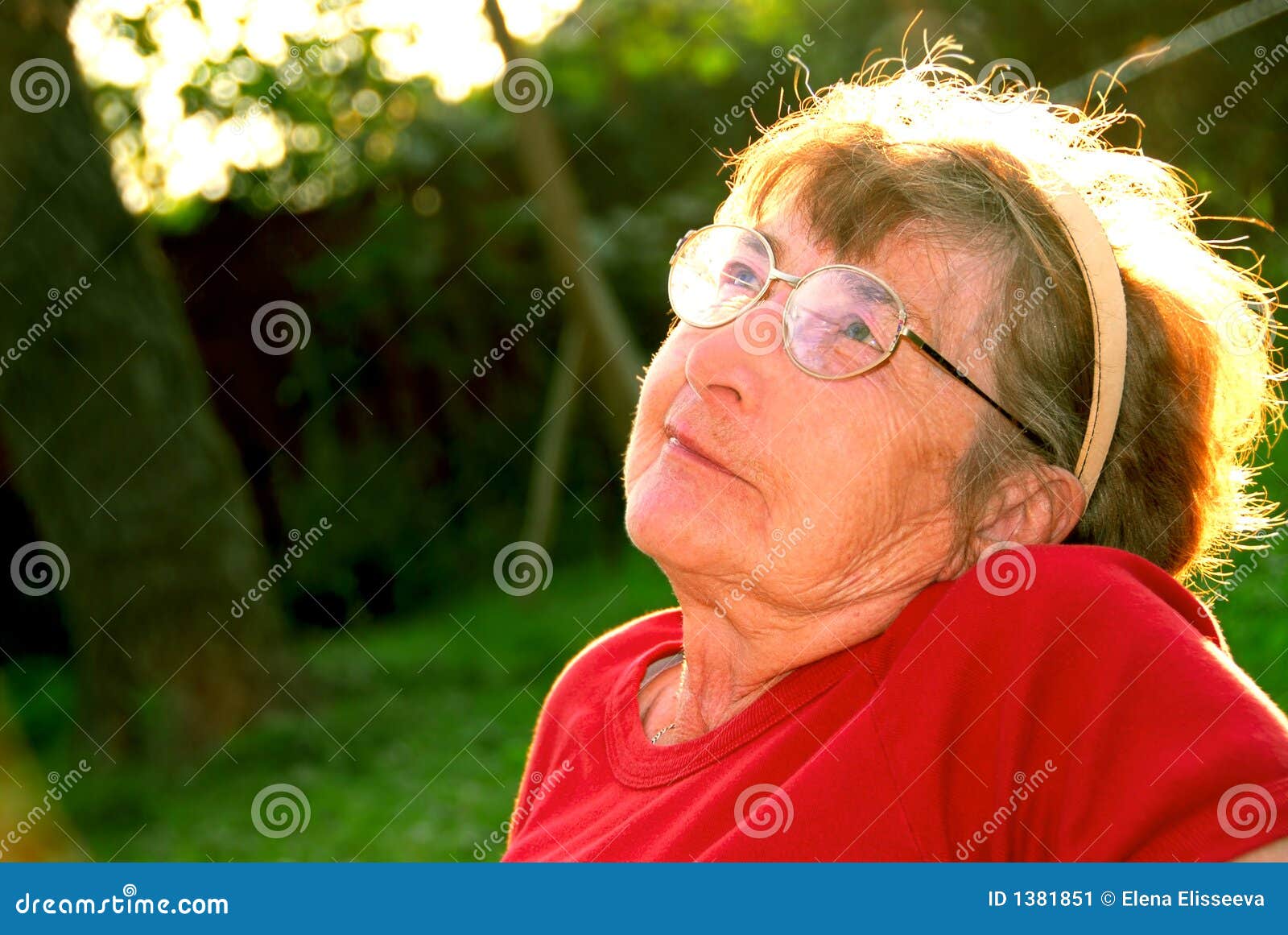 10,666 Carefree Elderly Woman Stock Photos - Free & Royalty-Free Stock  Photos from Dreamstime