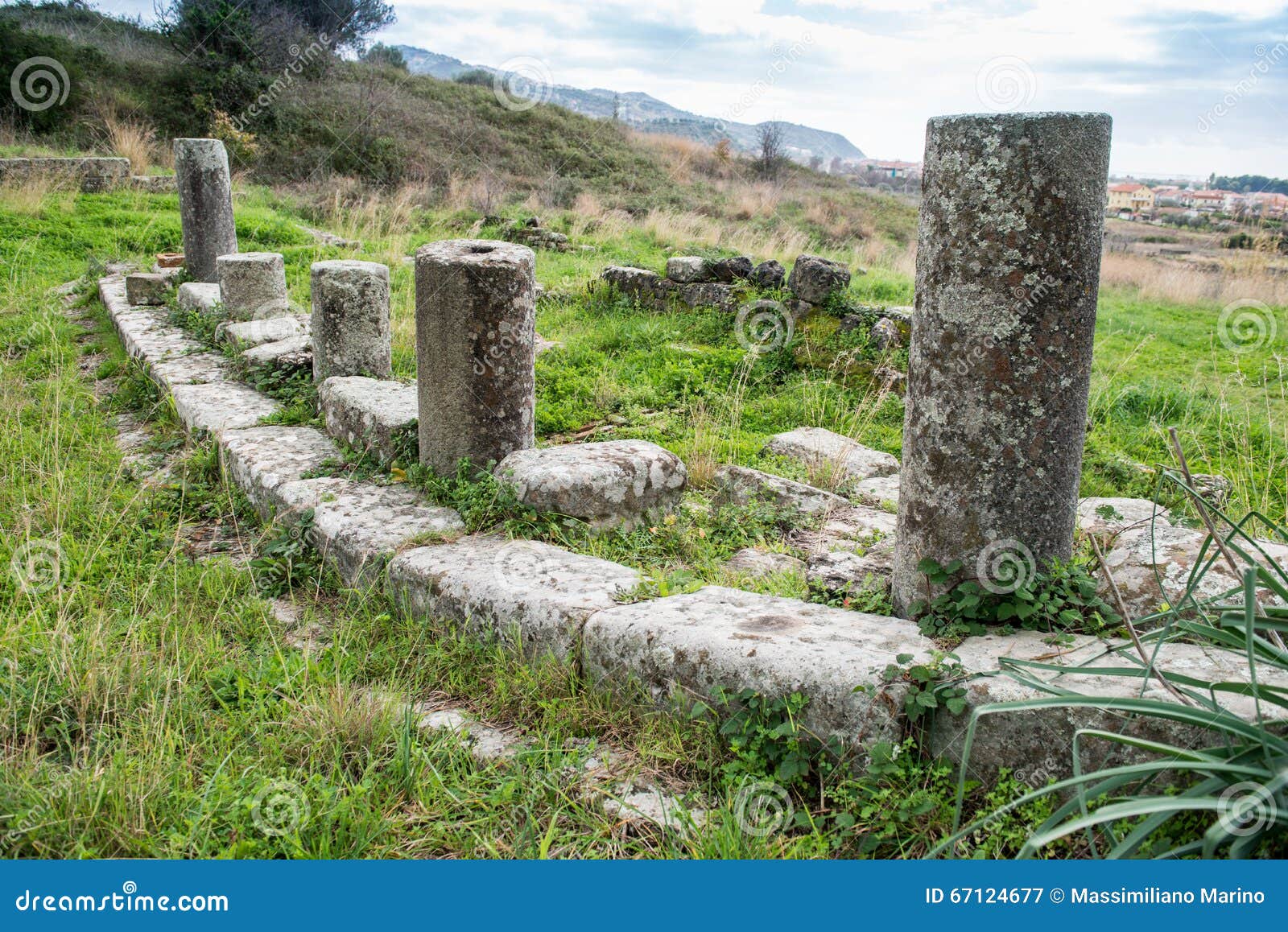 elea velia in roman times, is an ancient city of magna grecia