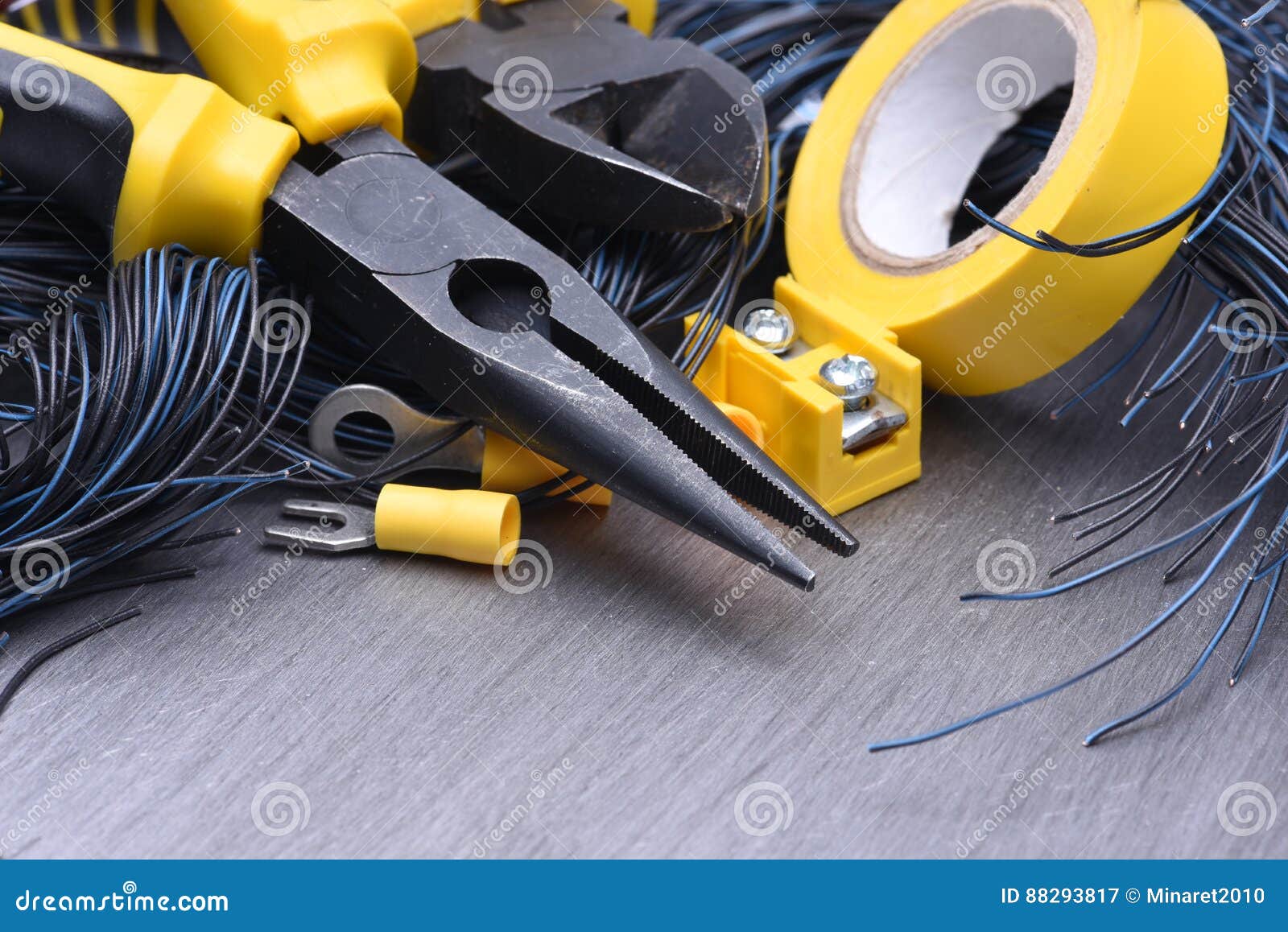 electrical installation tools and accessories