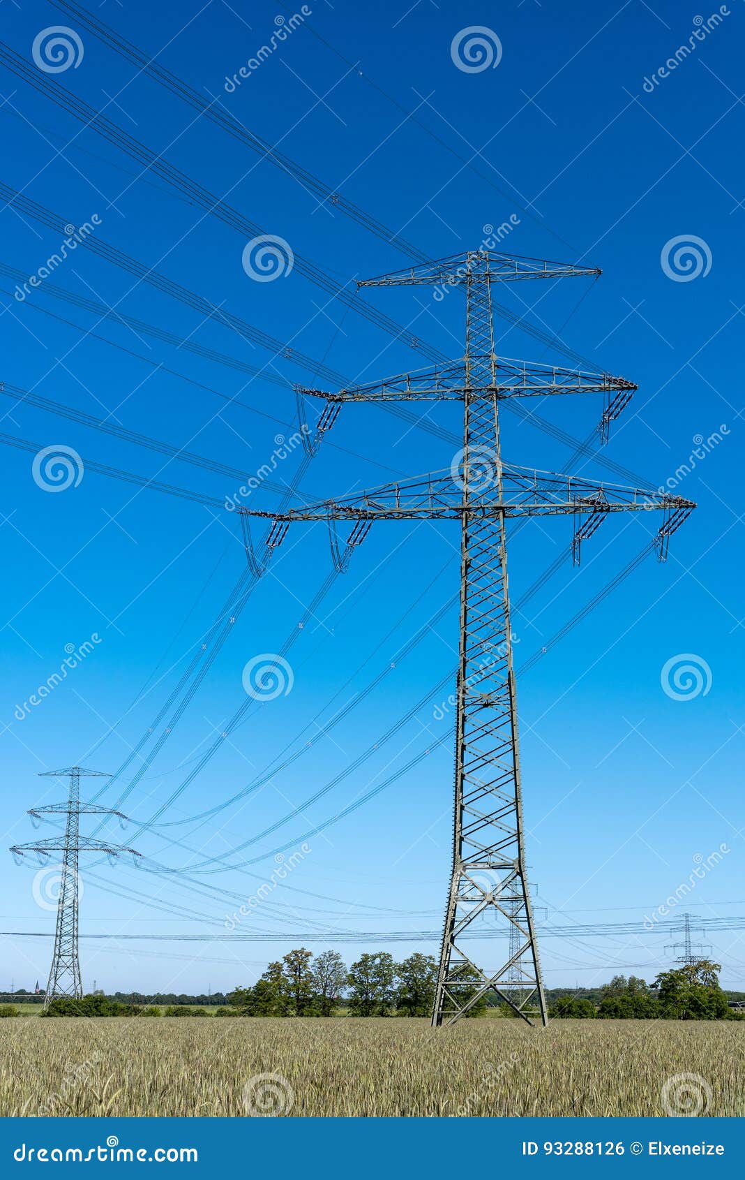 Electrical lines power sky 库存照片. 图片 包括有 电力, 定向塔, 当前, 室外 93288126