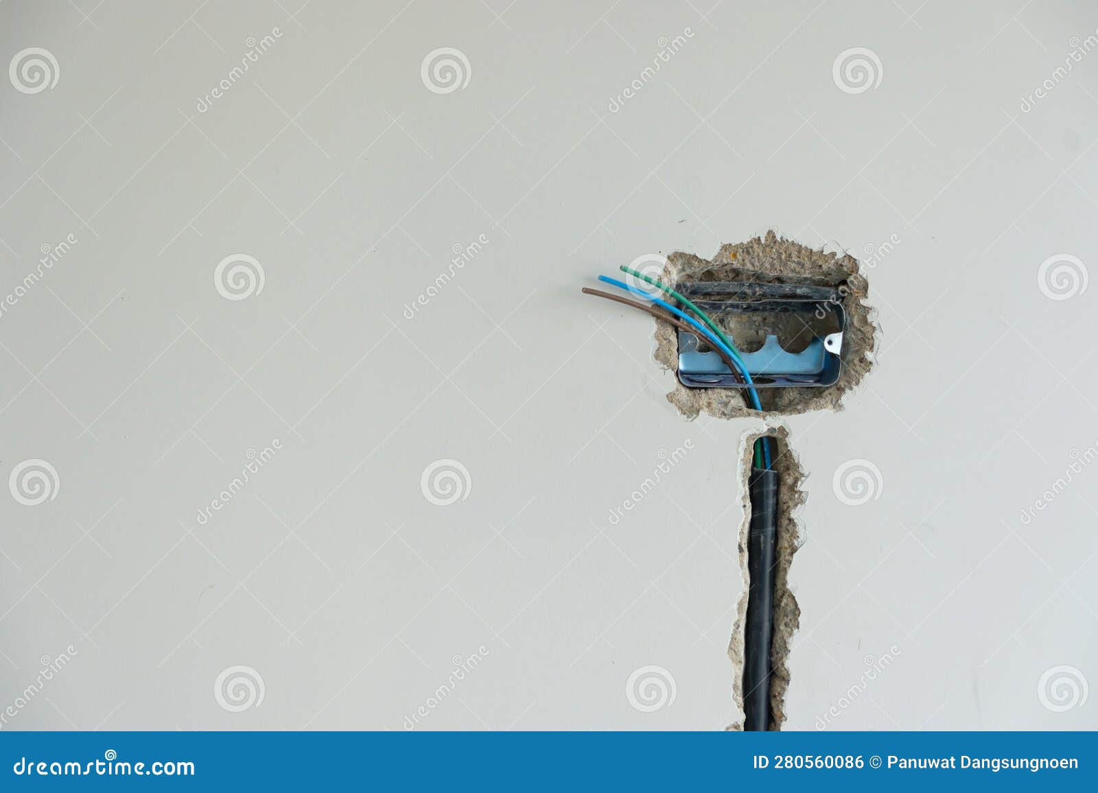 Electrical Wiring Under Plaster, Hidden Installation Cables for Socket