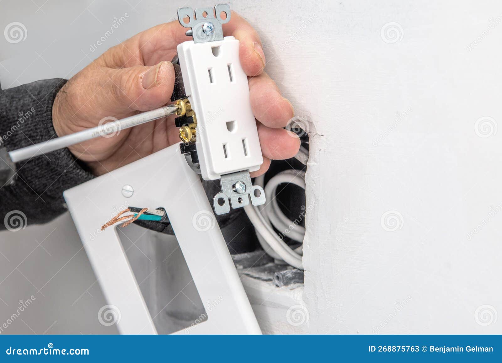 Attaching Electrical Wires To the Outlet before Installation Stock Attaching Electrical Wires To the Outlet before Installation Stock