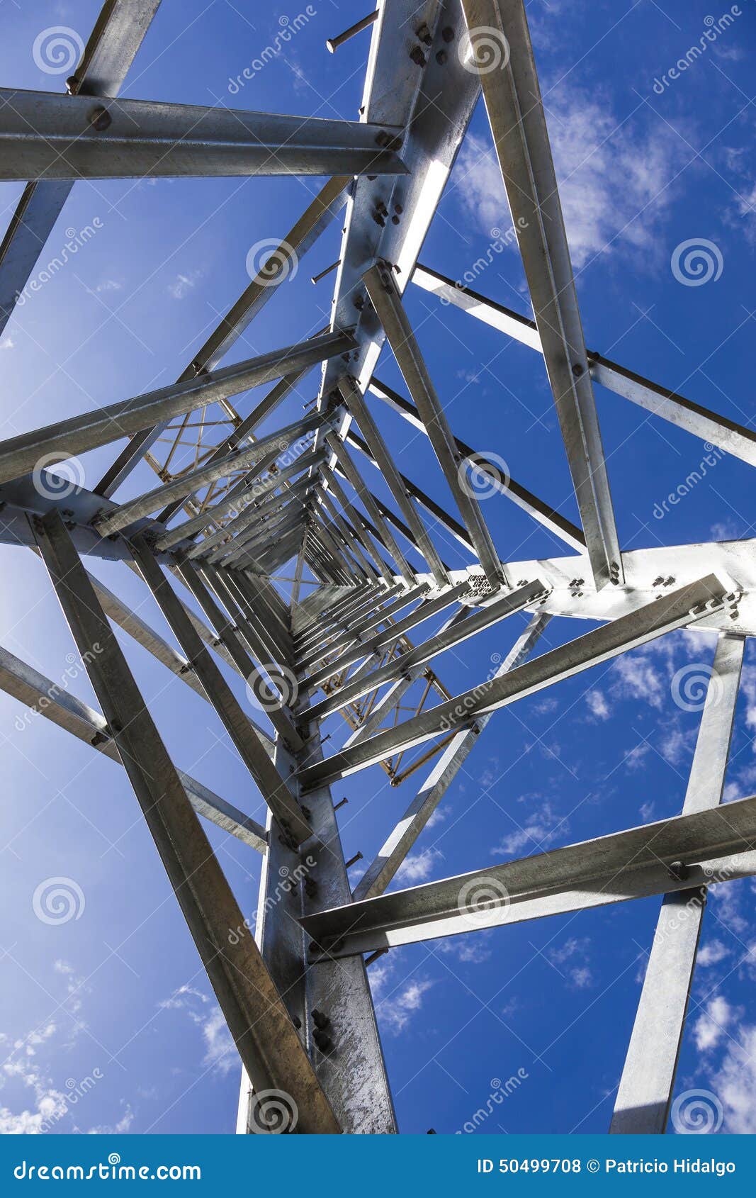 electricity transmission towers without wires