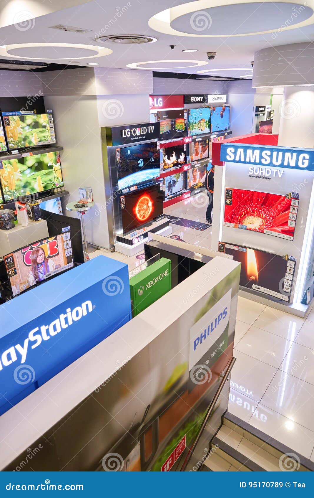 Electronics Store in Hong Kong Editorial Stock Image Image of gadget, expo 95170789