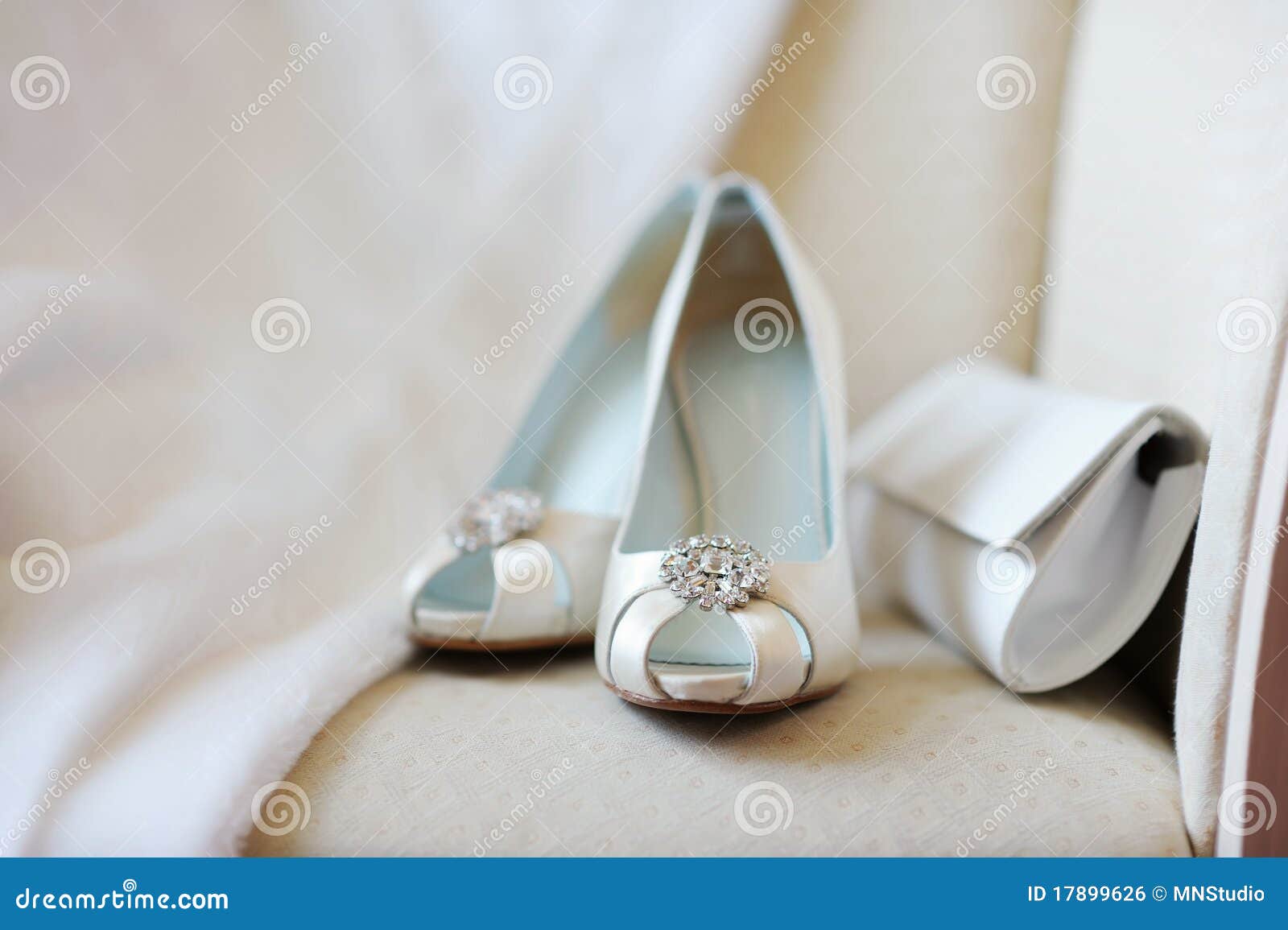 elegant park bridal shoes