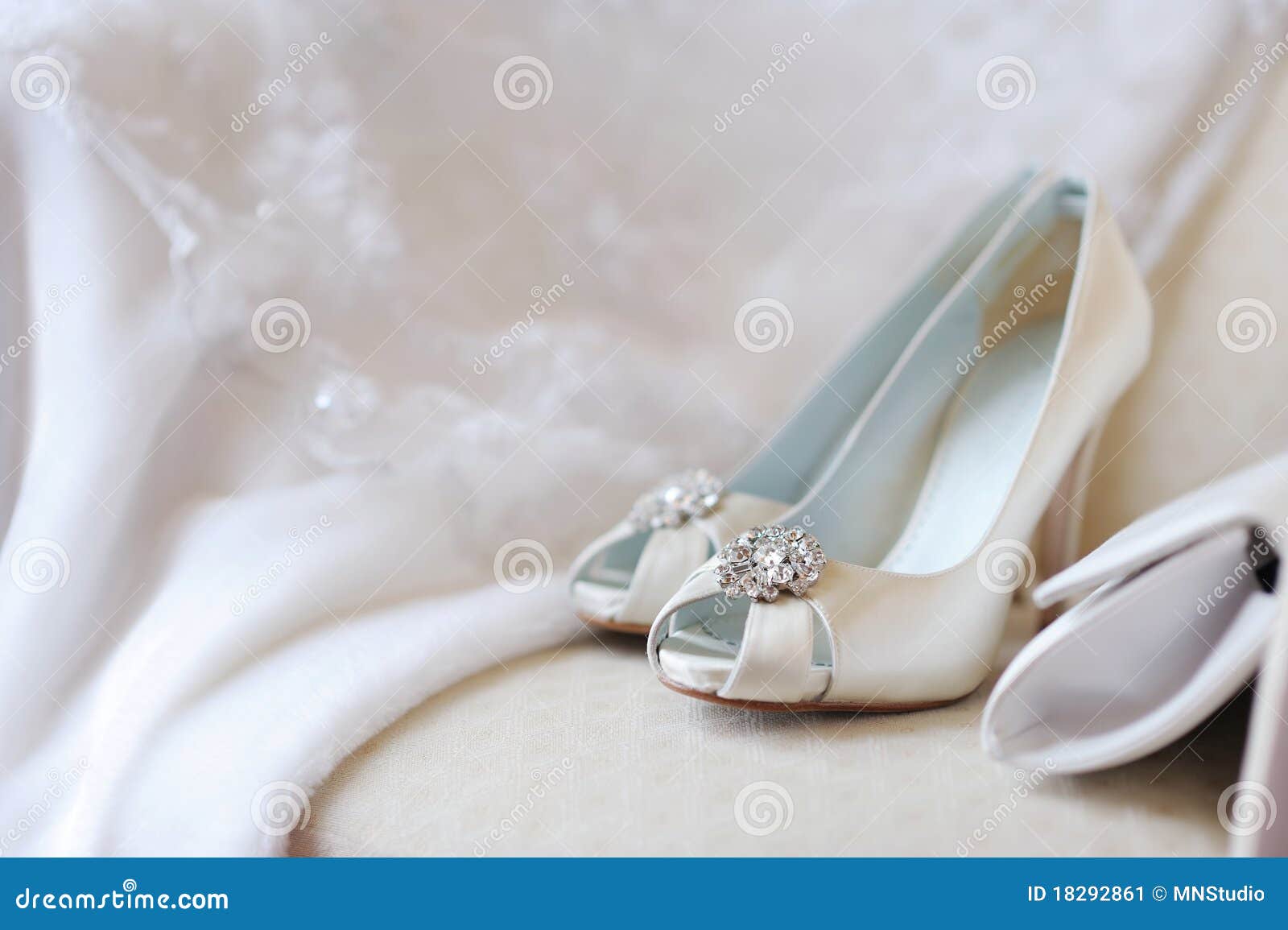 elegant shoes for weddings