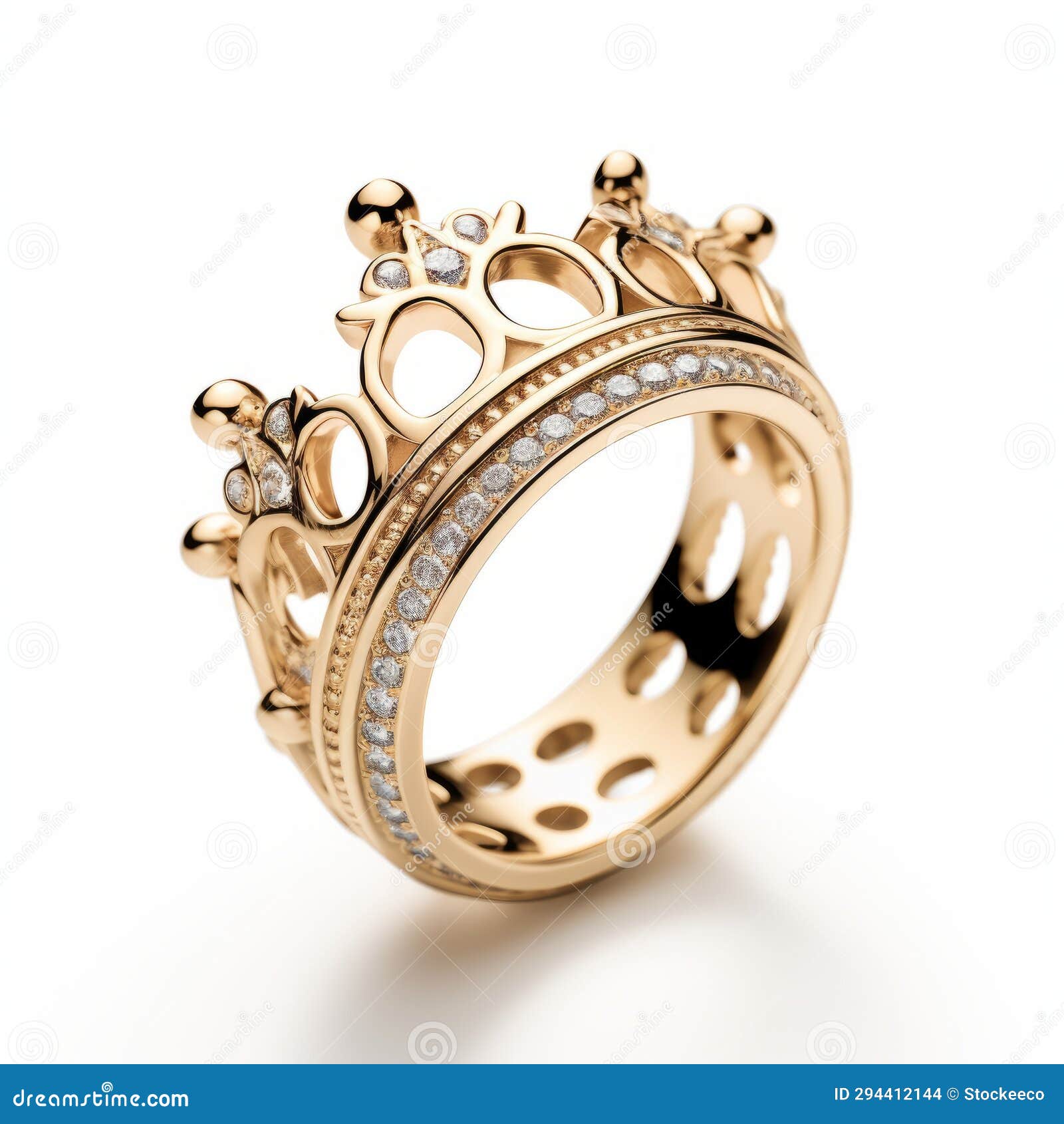 elegant crown ring in yellow gold with diamond accents