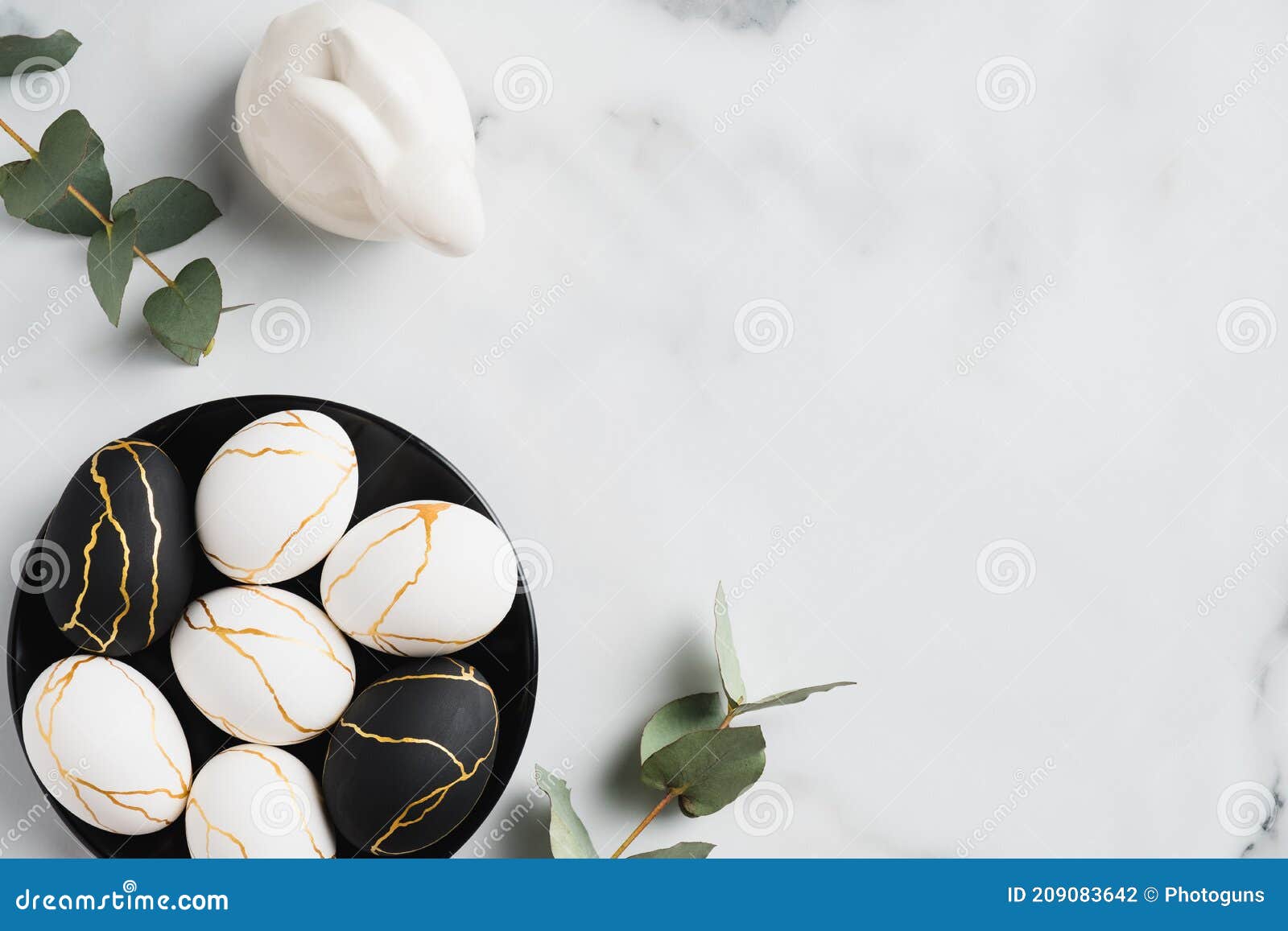 Elegant Easter Flatlay Composition. Luxury Easter Eggs Decorated with ...