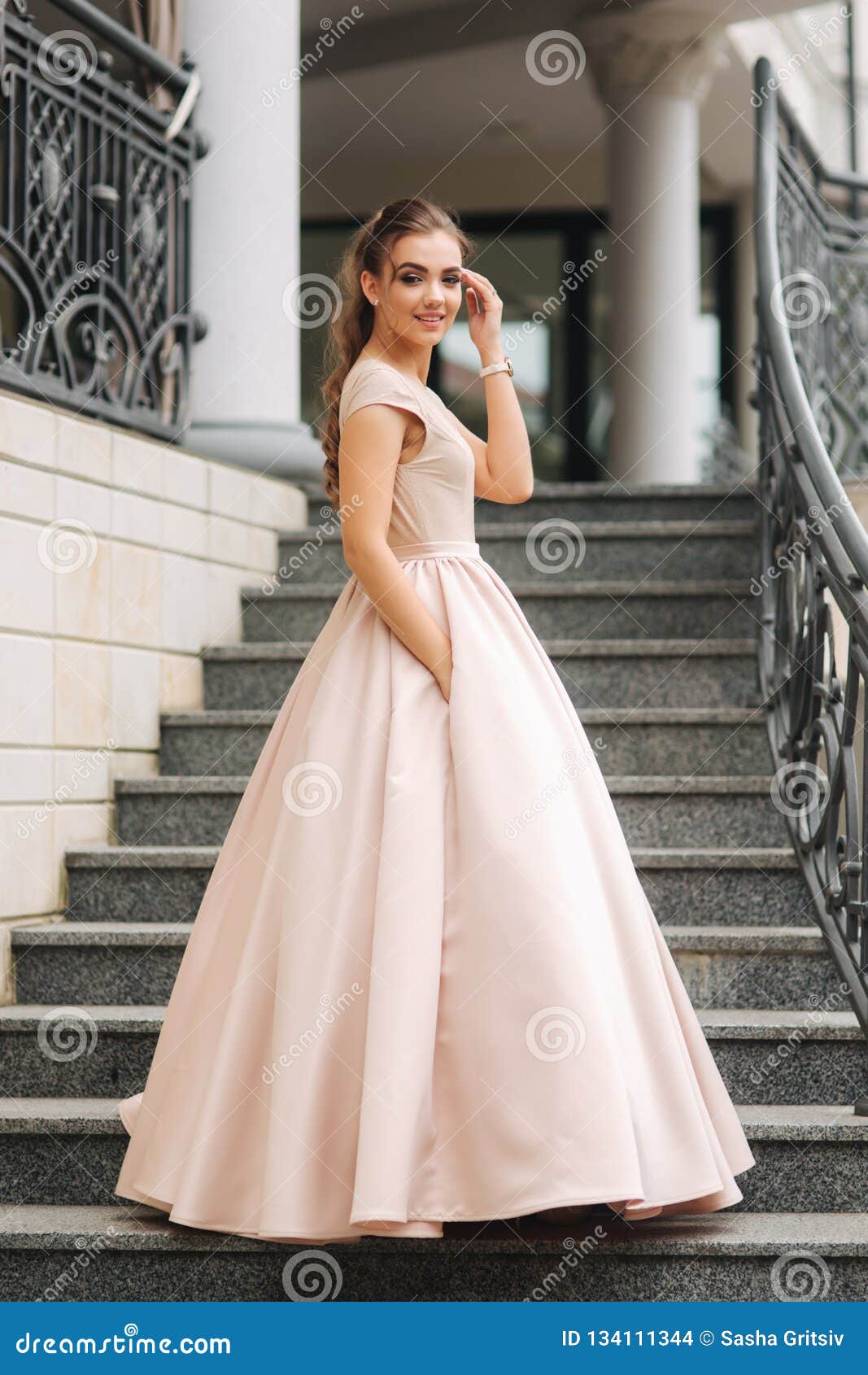 Elegant Lady Satnd on Stairs in Front of Restaurant Stock Photo - Image ...