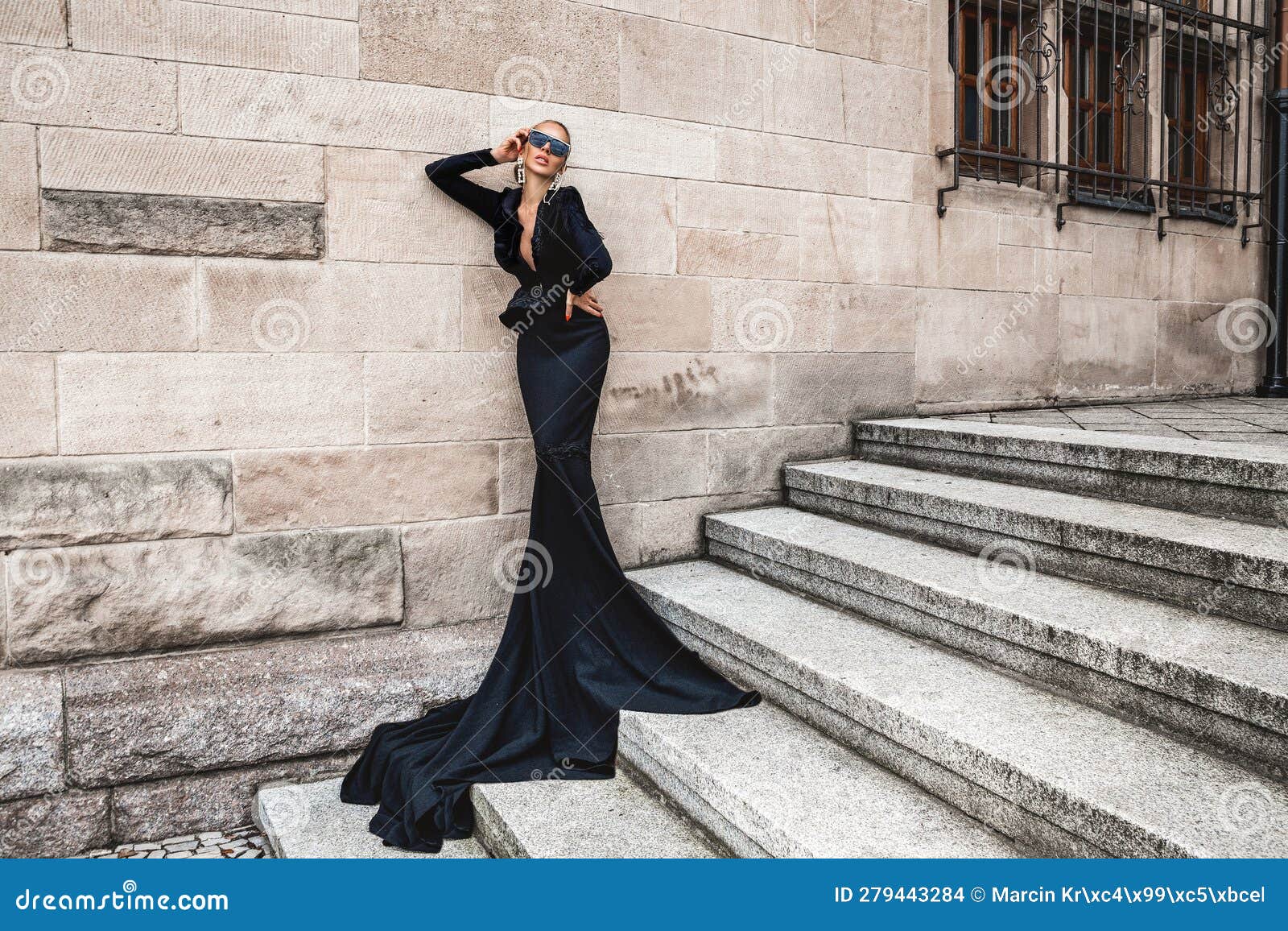 BLACK DRESS | Tarık Ediz