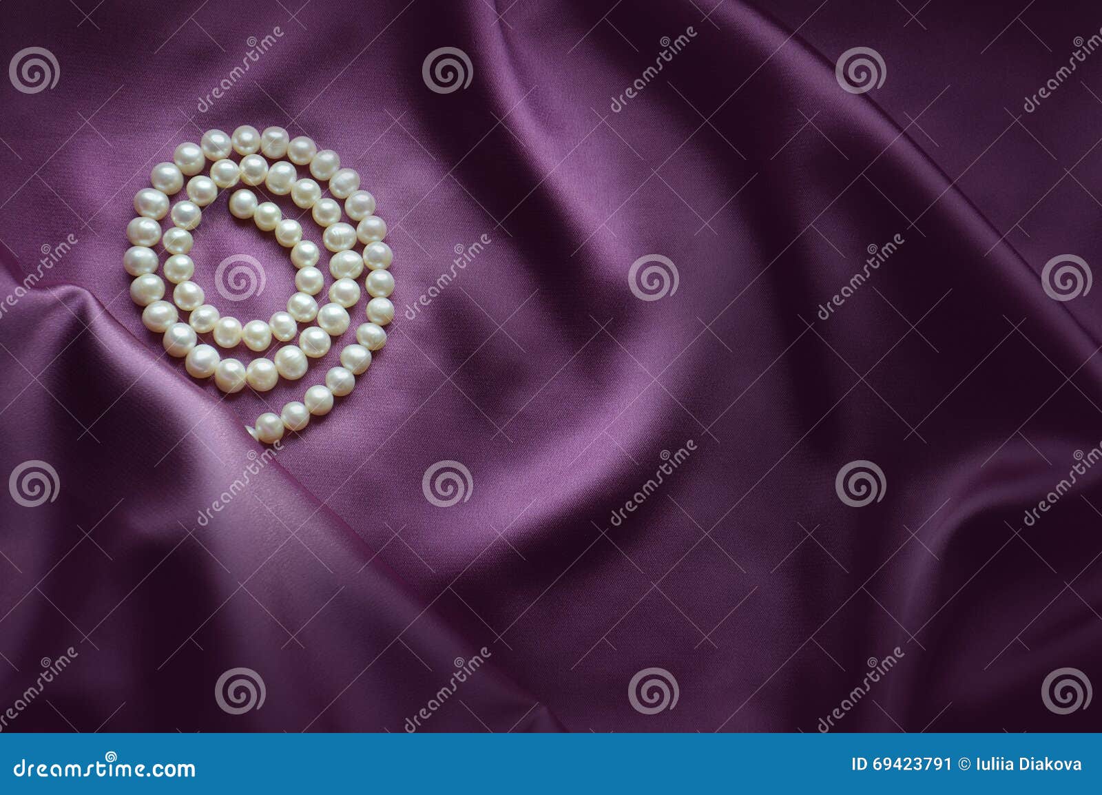 600 Blush Pearls Stock Photos - Free & Royalty-Free Stock Photos from  Dreamstime