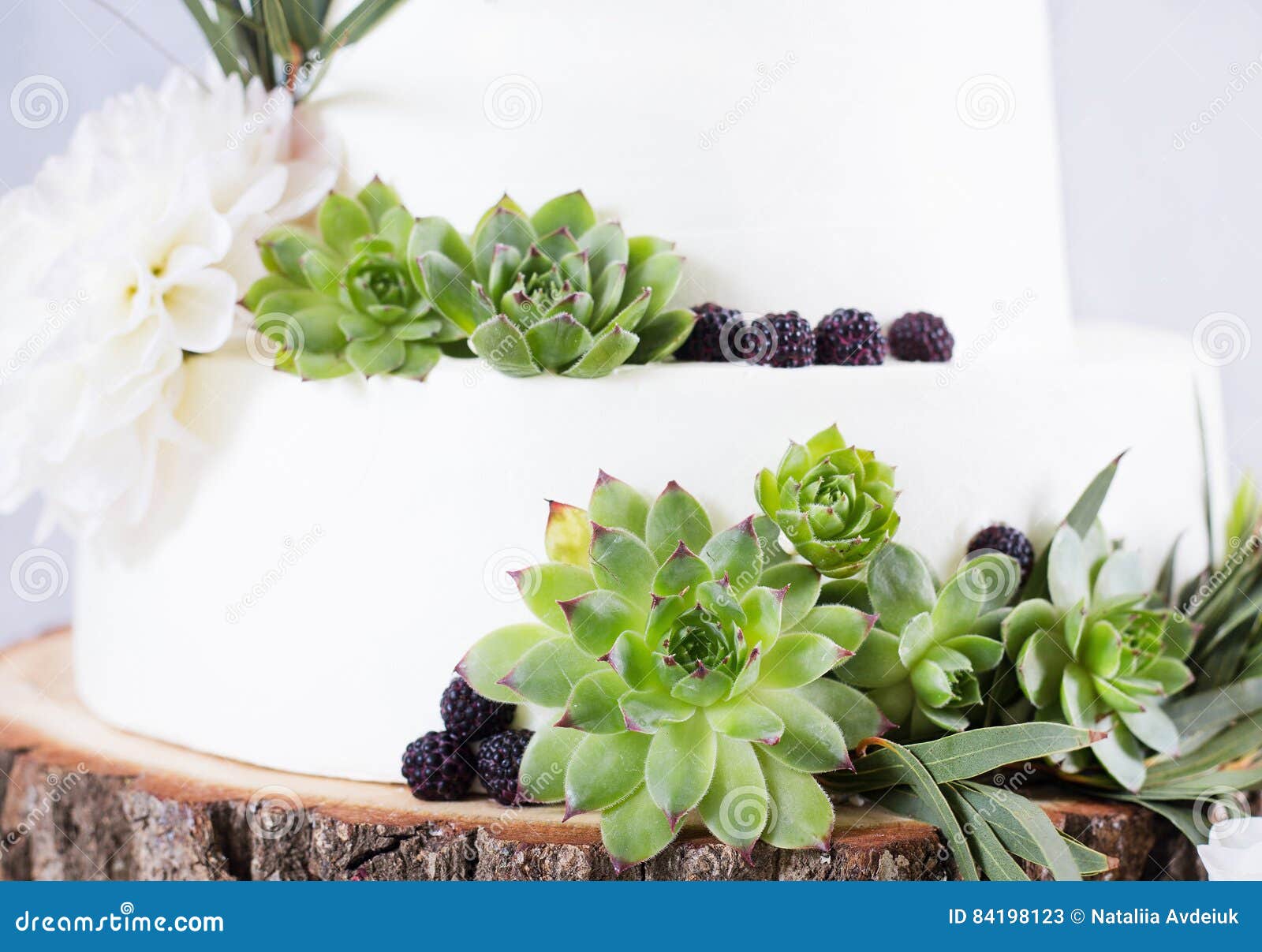 Elegant Wedding Cake with Flowers and Succulents. Stock Image - Image ...