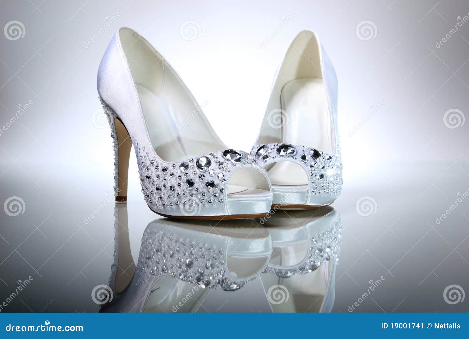 elegant shoes for weddings
