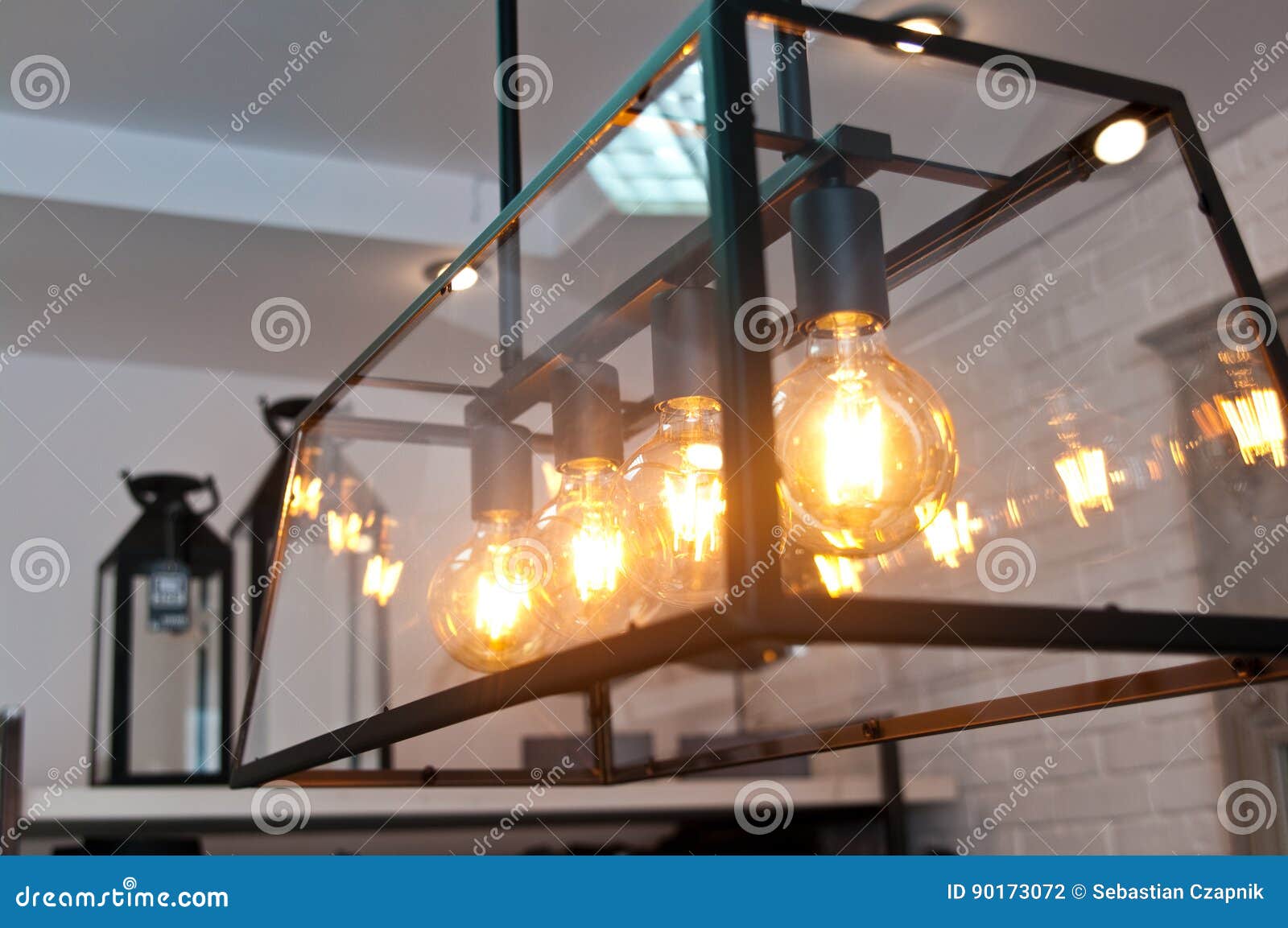 Elegante Moderne Lichten in Huis Stock Foto elegant, 90173072