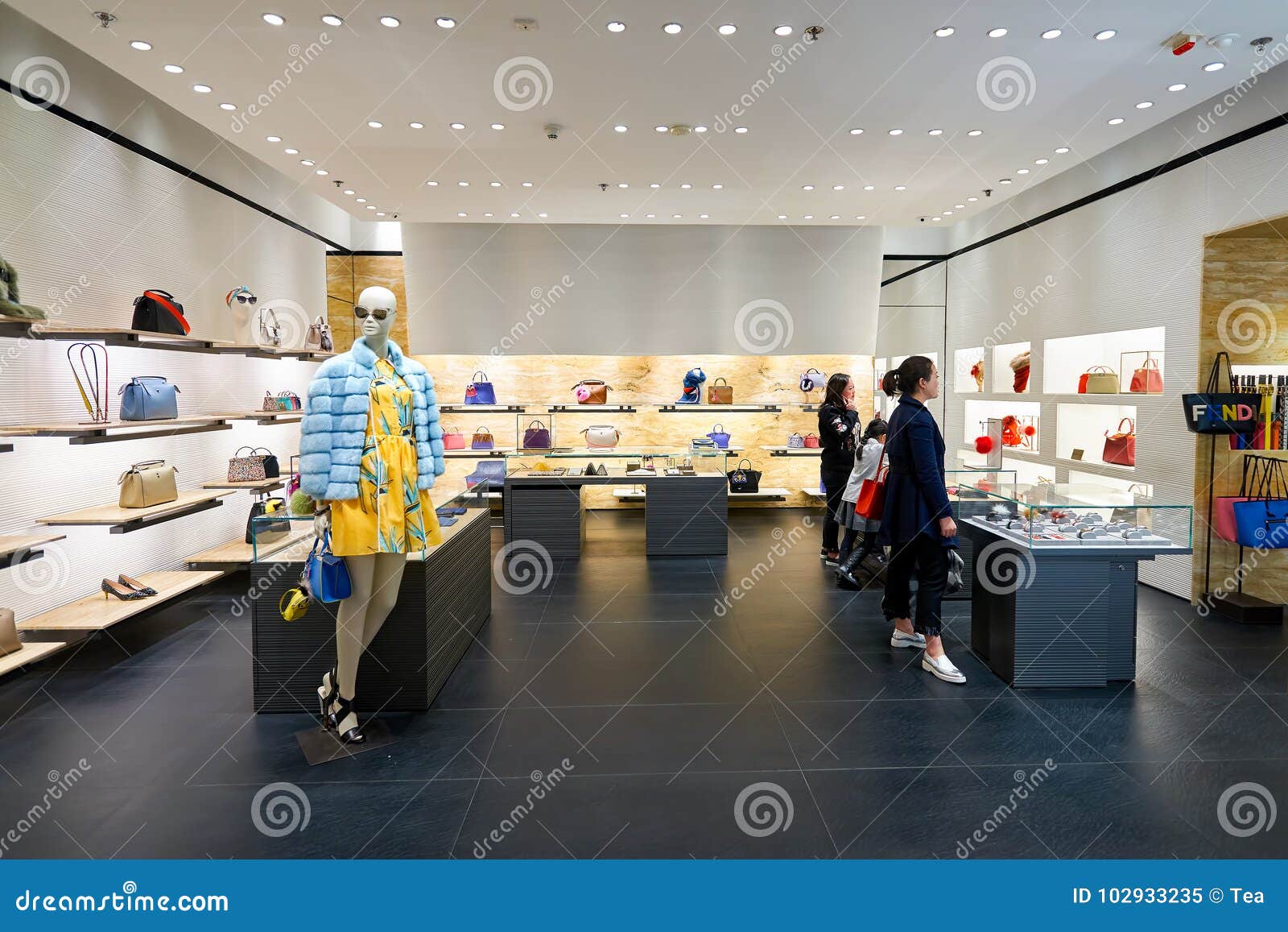 Elements Shopping Mall editorial image. Image of commercial - 102933235